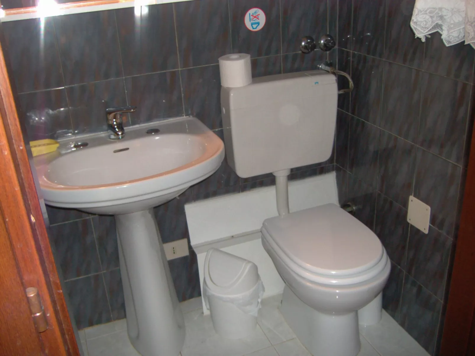 Zimmer Nr. 2 - Stockwerk Nr. 3. - Inside