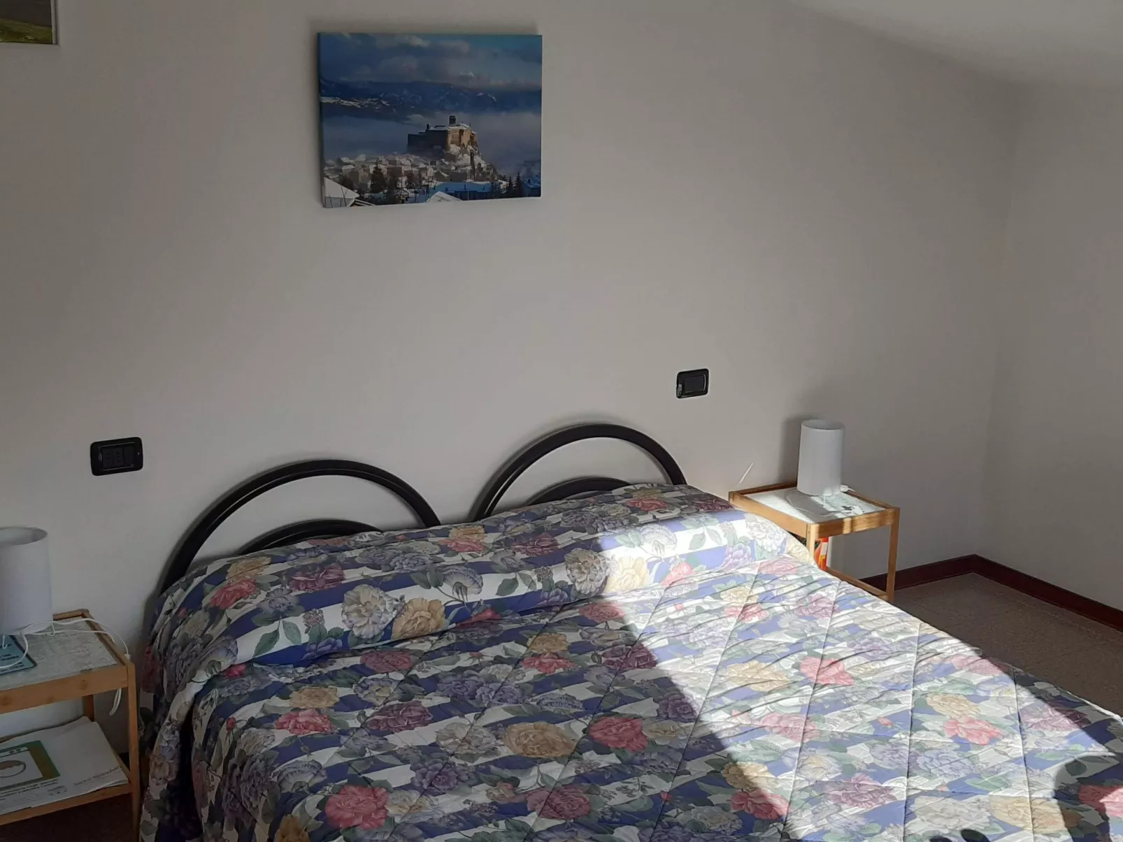 Ferienzimmer in Tolasudolsa Zimmer Frühstück - Inside