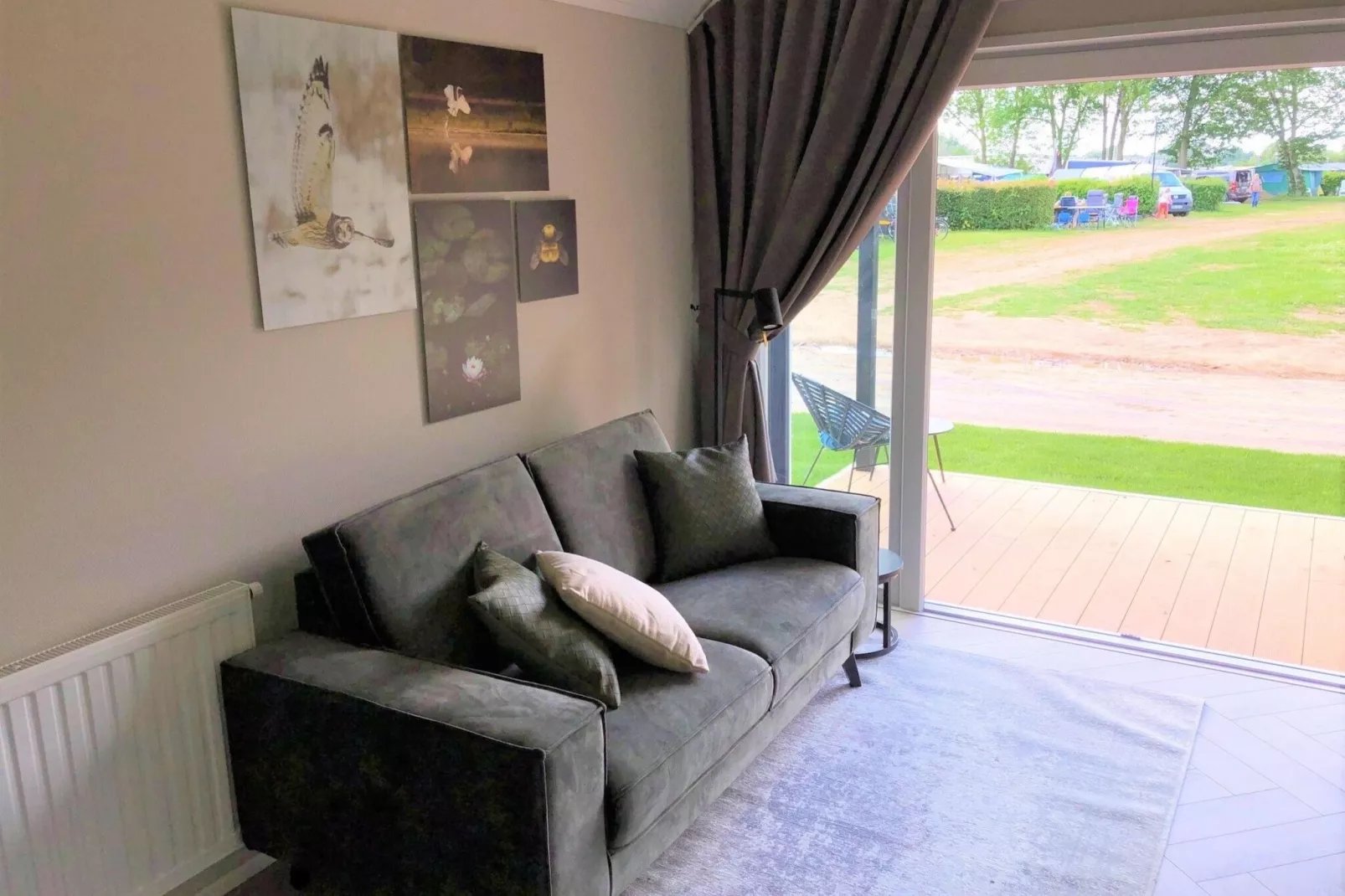 Recreatiepark Rhederlaagse Meren 20-Living room