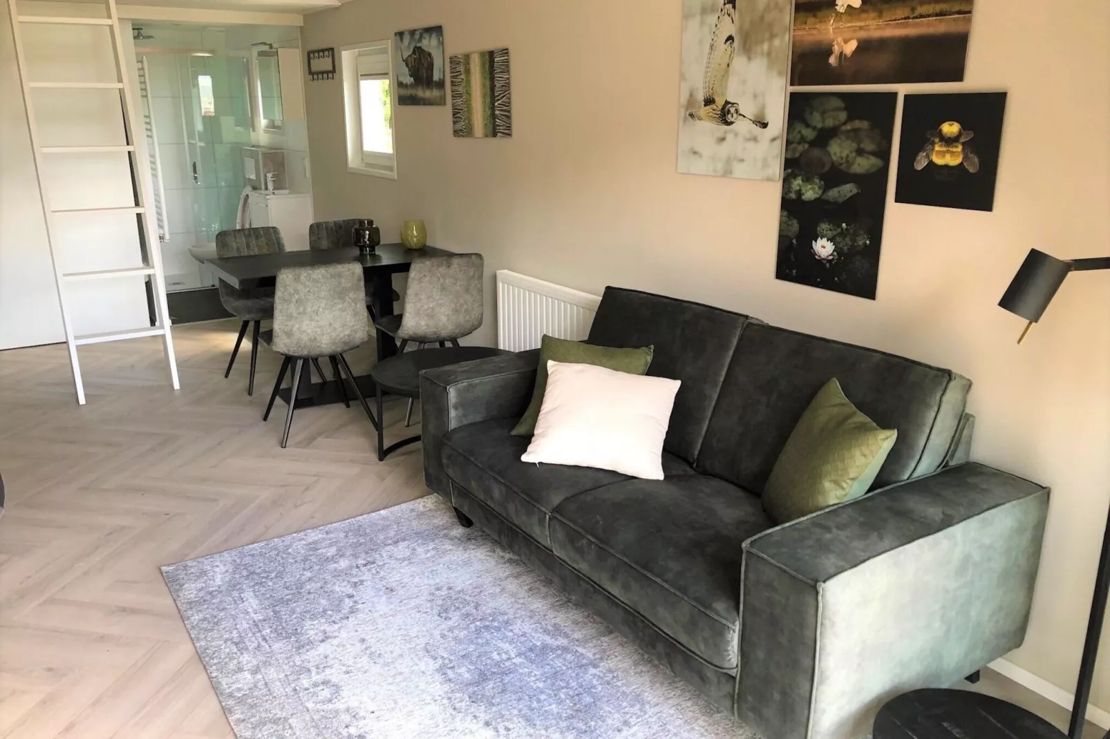 Recreatiepark Rhederlaagse Meren 20-Living room