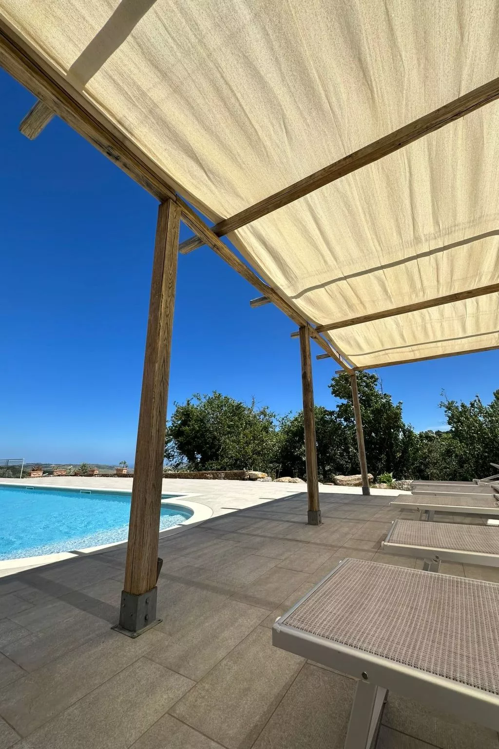 Arcobaleno - Outside