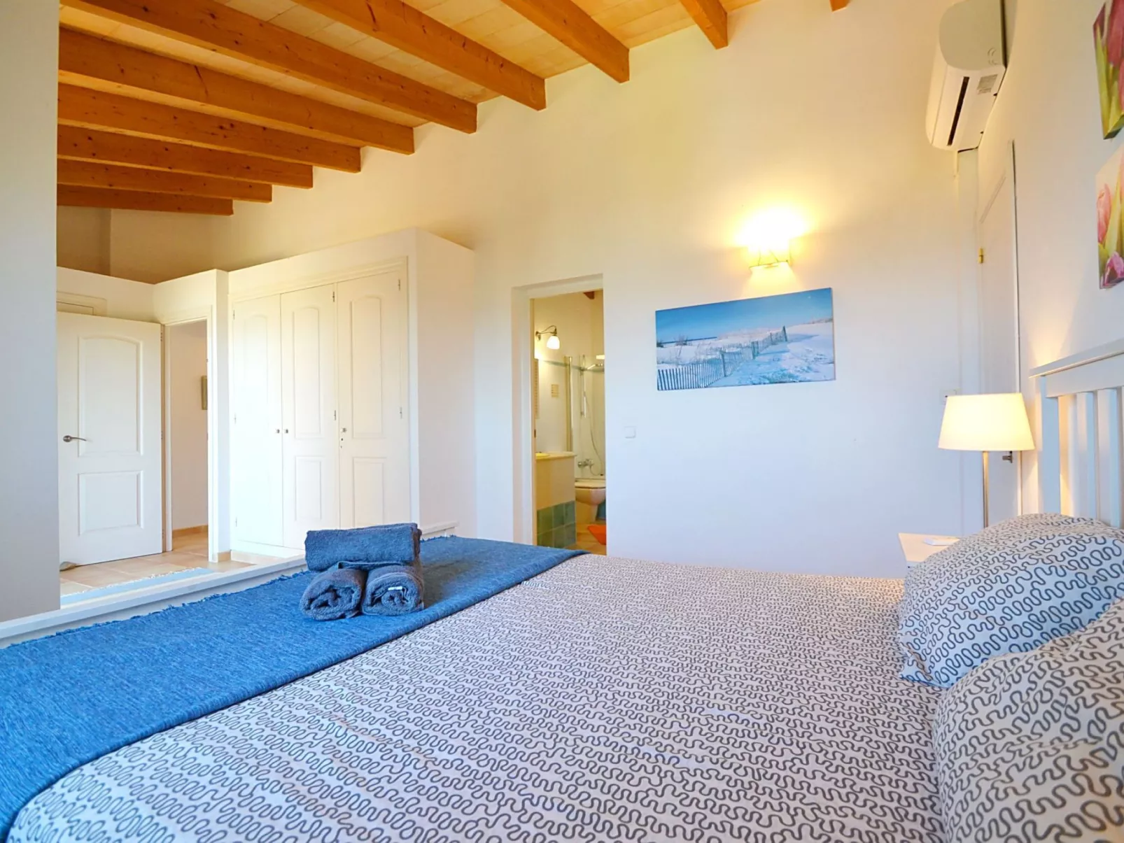 Gemütliches Ferienhaus in Urbanització S'estanyol mit Privatem Pool - Drinnen