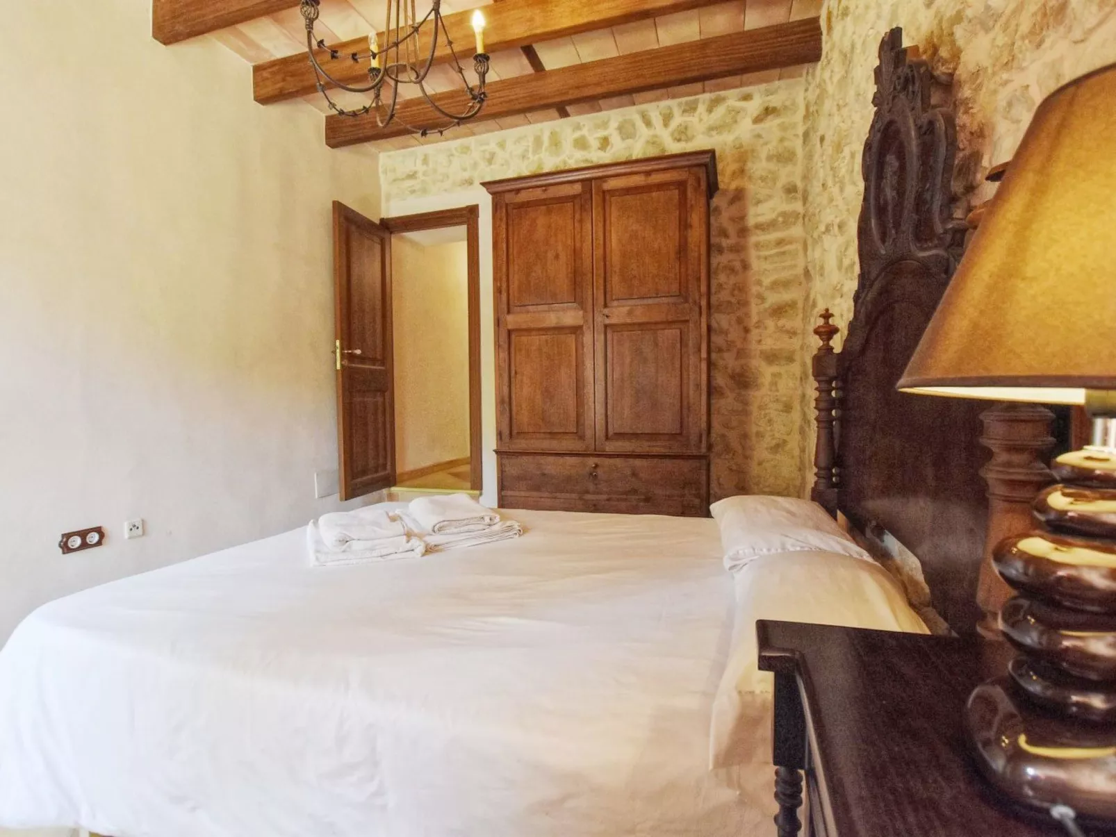 Villa mit eigenem Schwimmbad - Image-tags.info