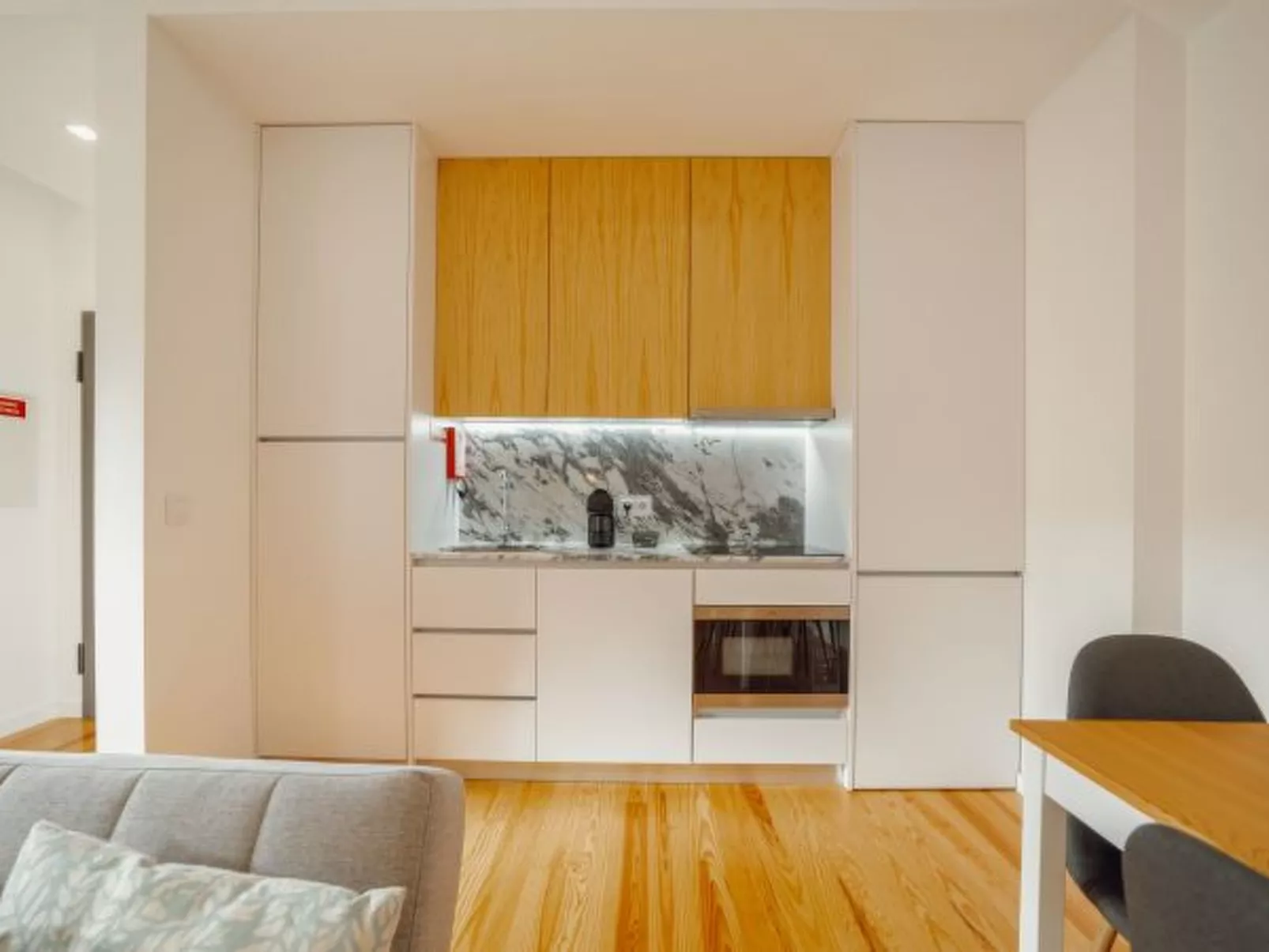 COURTYARD OPORTO DESIGN APARTMENT J - Drinnen