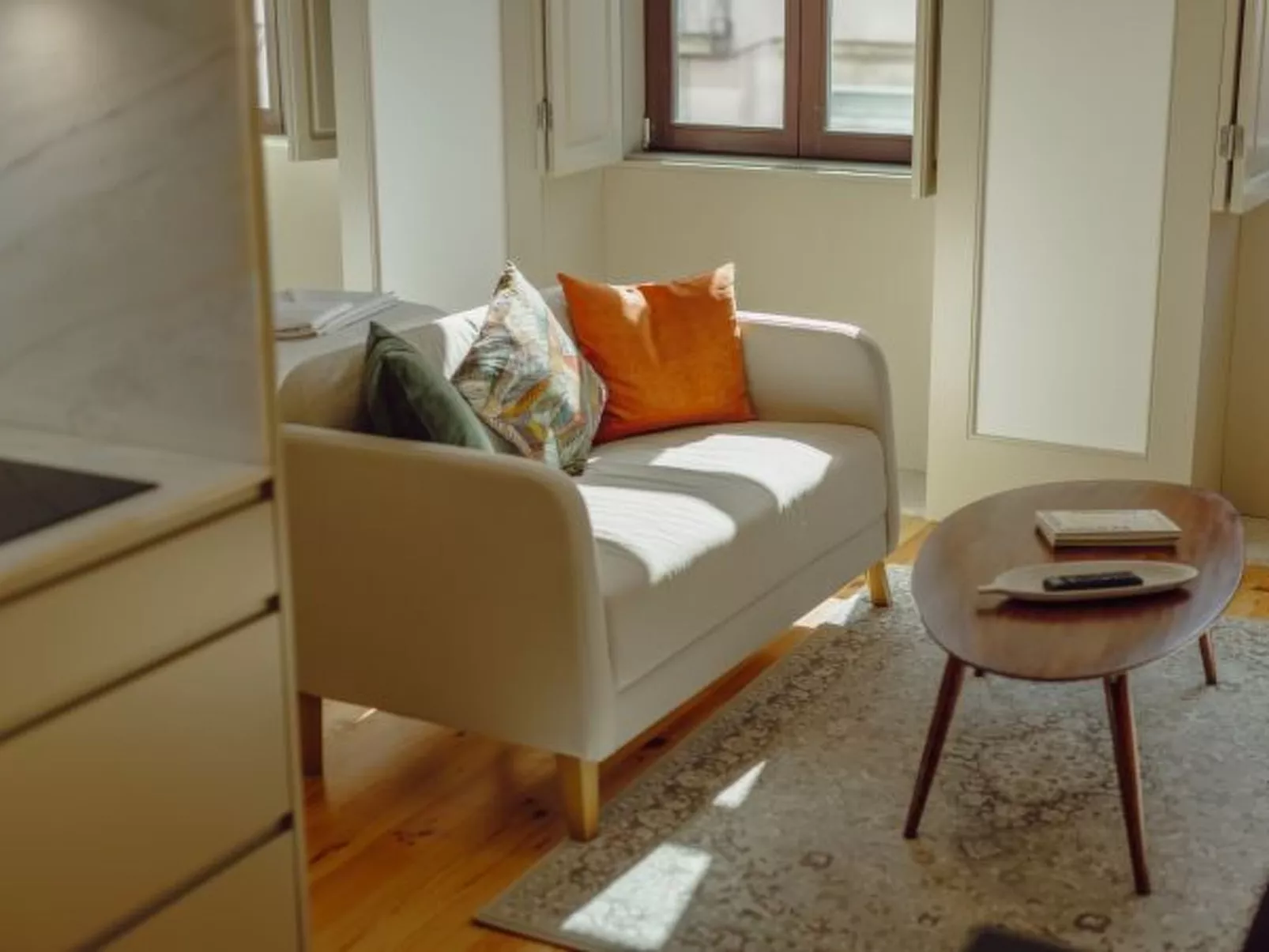 LEGACY OPORTO DESIGN APARTMENT D by VACATIONY - Inside