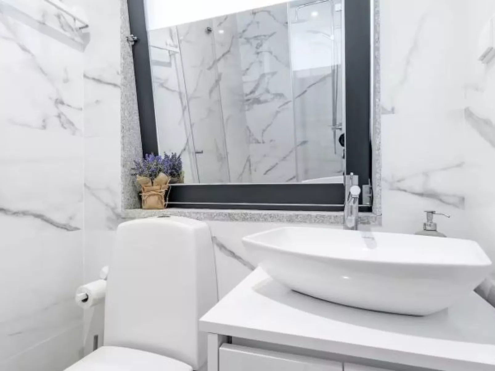 CARMO RESIDENCE PORTO - S. FRANCISCO by VACATIONY - Dedans