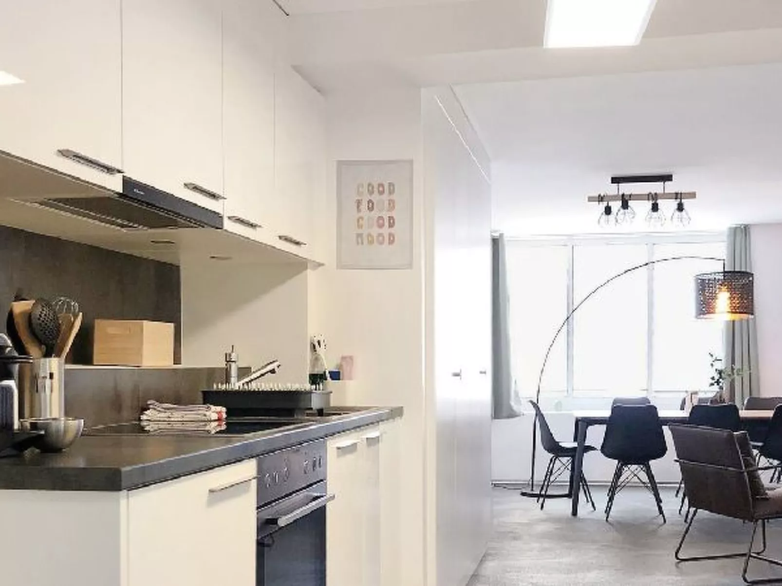 Plein Coeur de la Vieille Ville de Sion - Drinnen