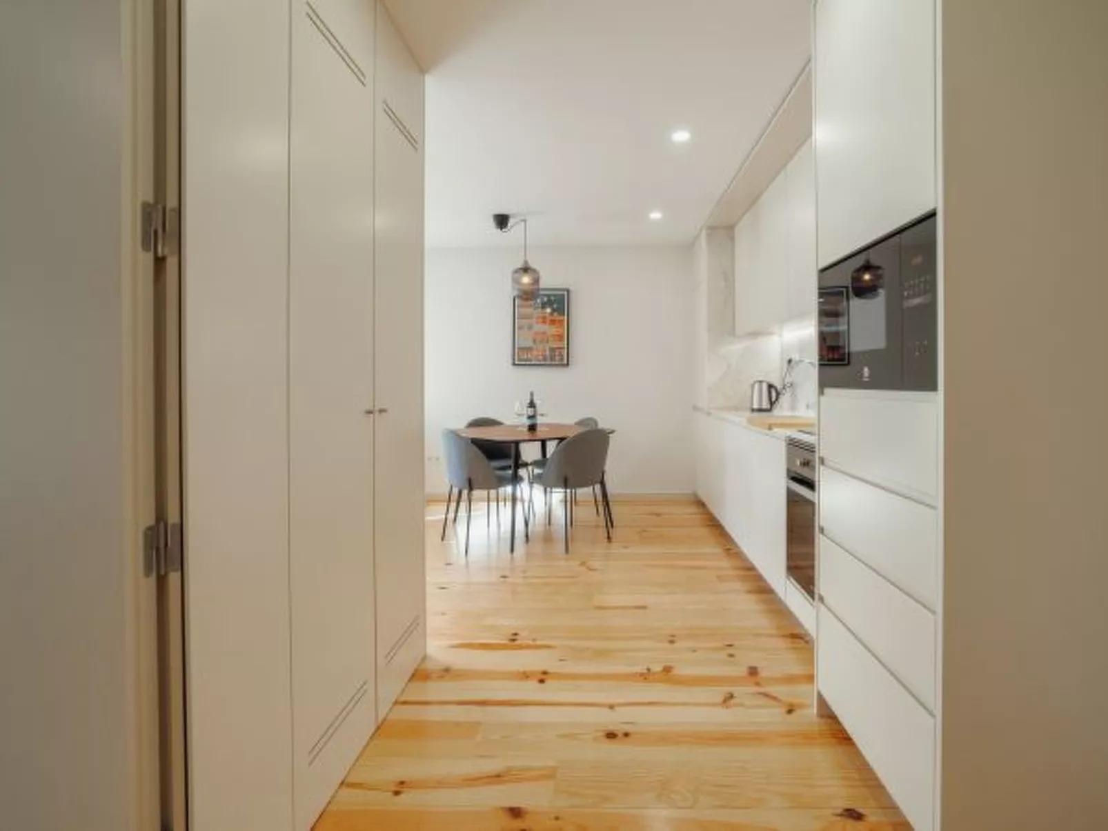 GAIA PREMIUM B APARTMENT by VACATIONY - Inside