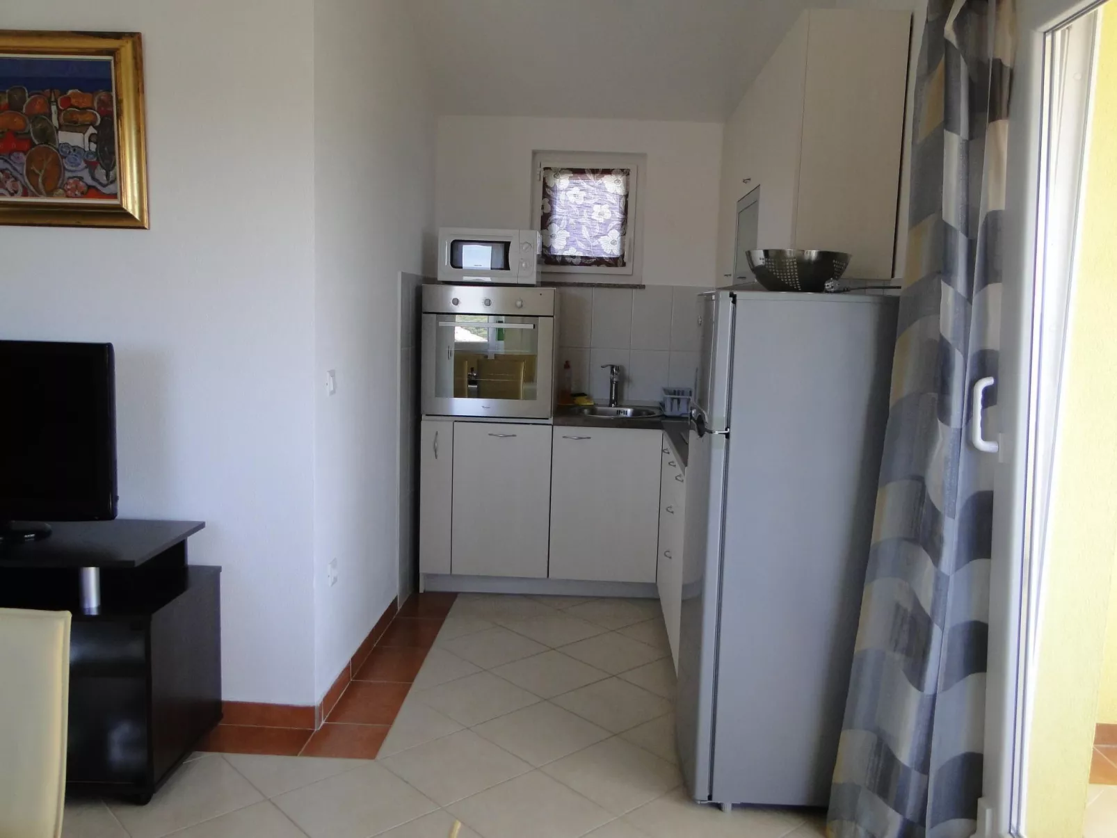 Wohnung "Niva 2" mit Blick auf das Wasser - Drinnen