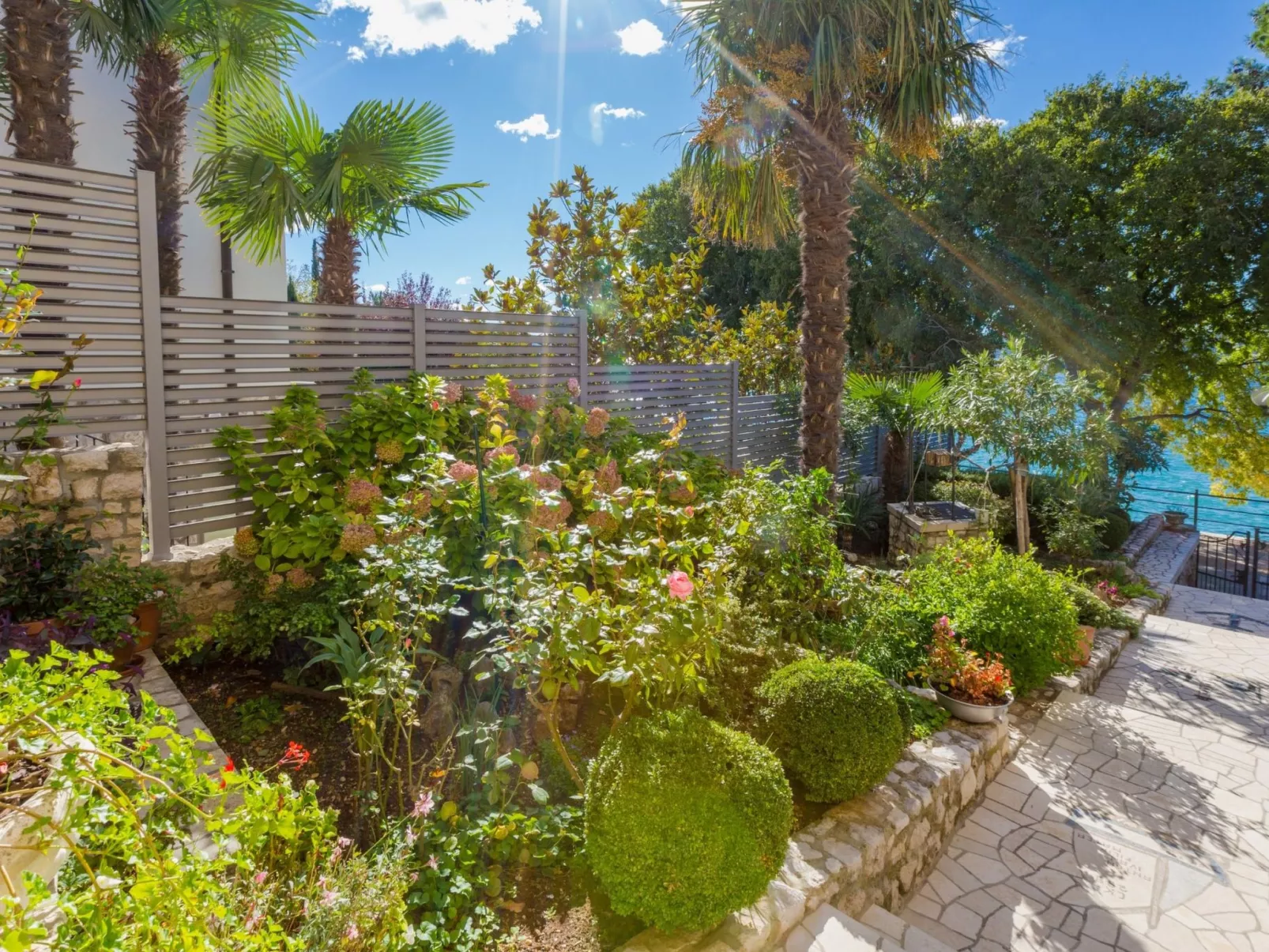 ZUPAN 2 / HR-02480-02 - Image-tags.info