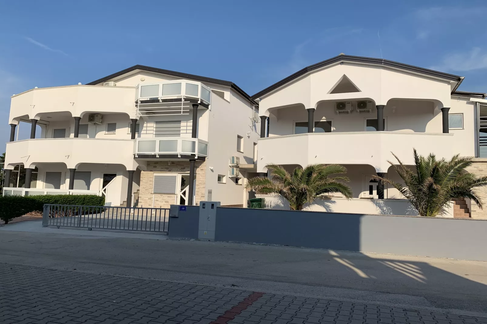 Apartment Lavaran 5 - Extérieur été