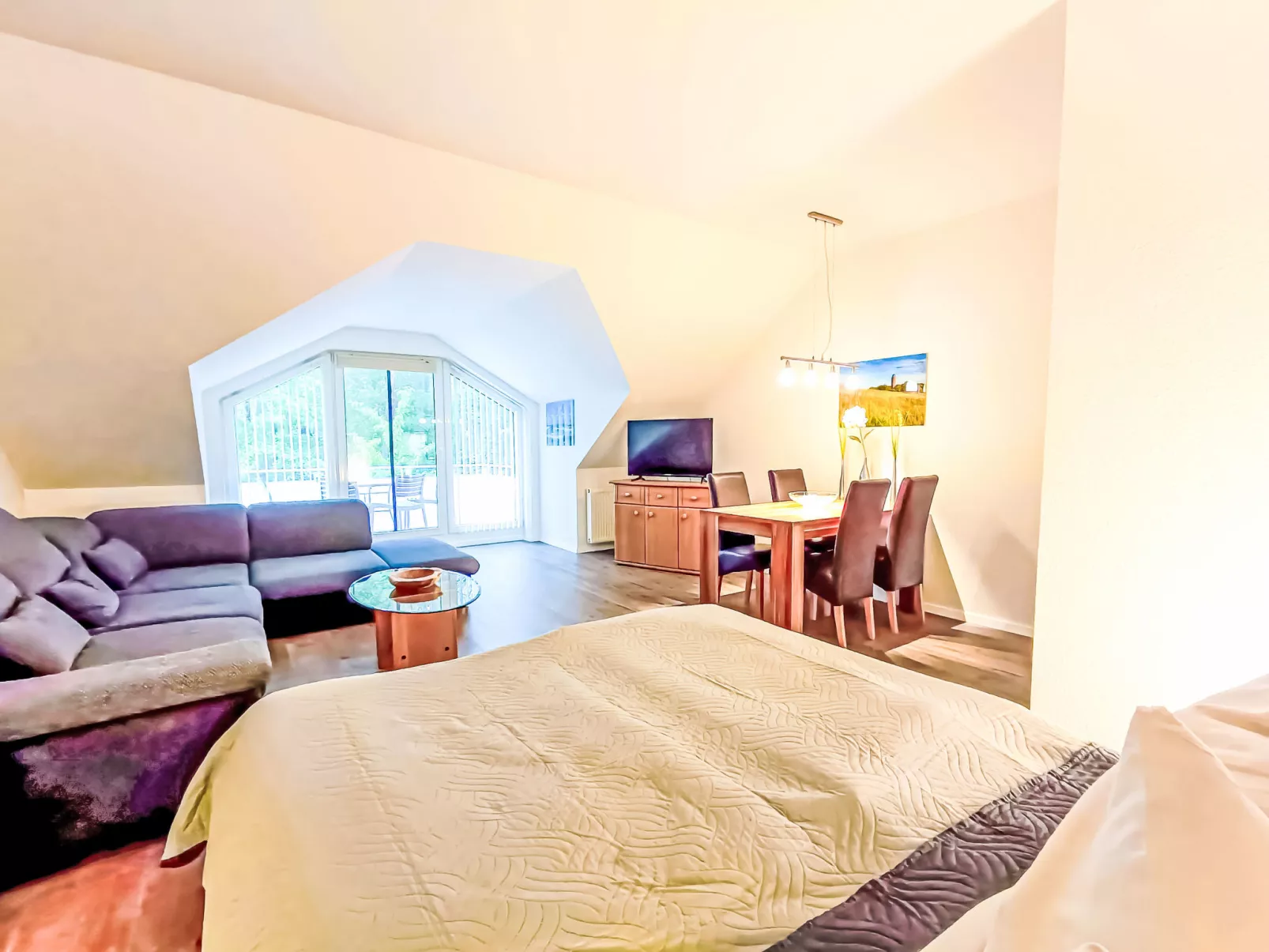 Glowe (GLW661) - Dedans