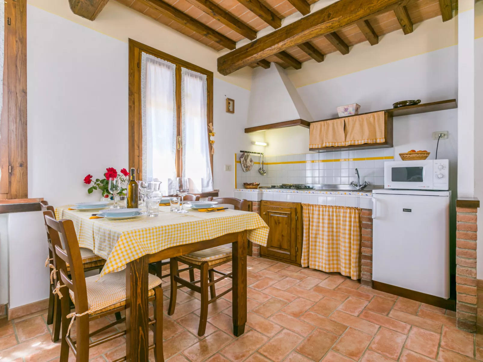 Rossogiallo - Dedans