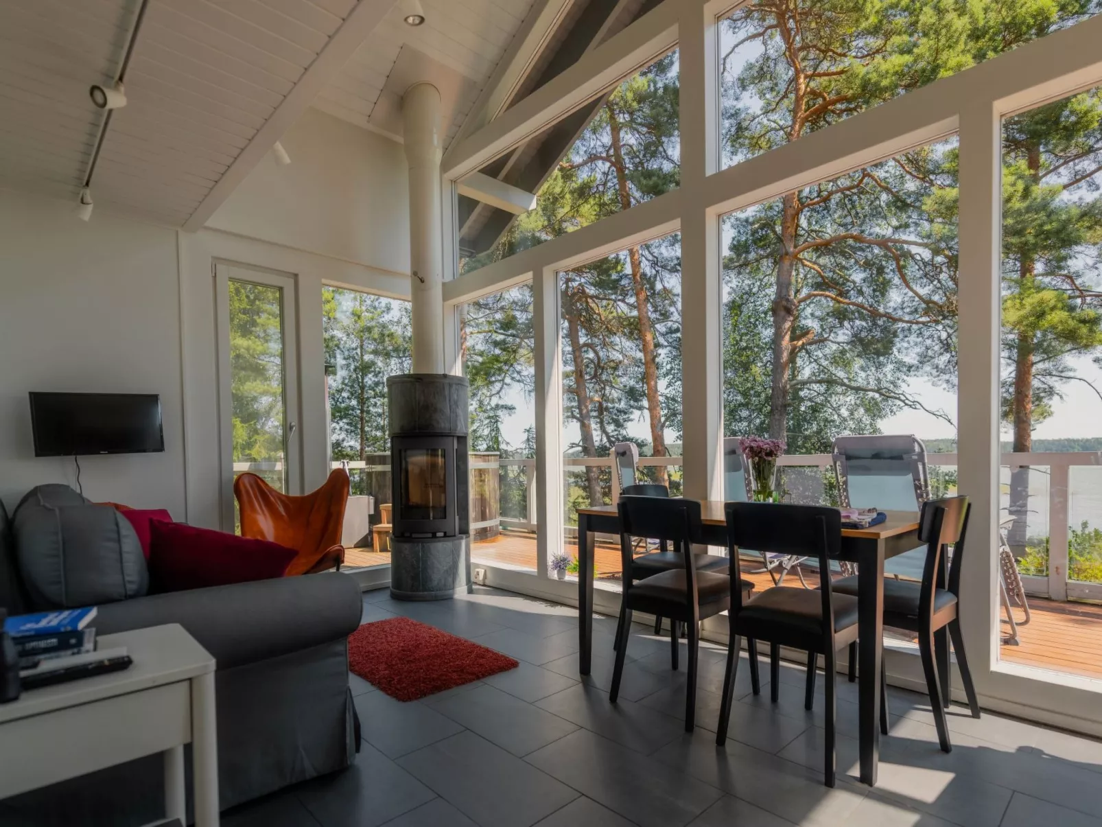 Sjöboda sea - Inside