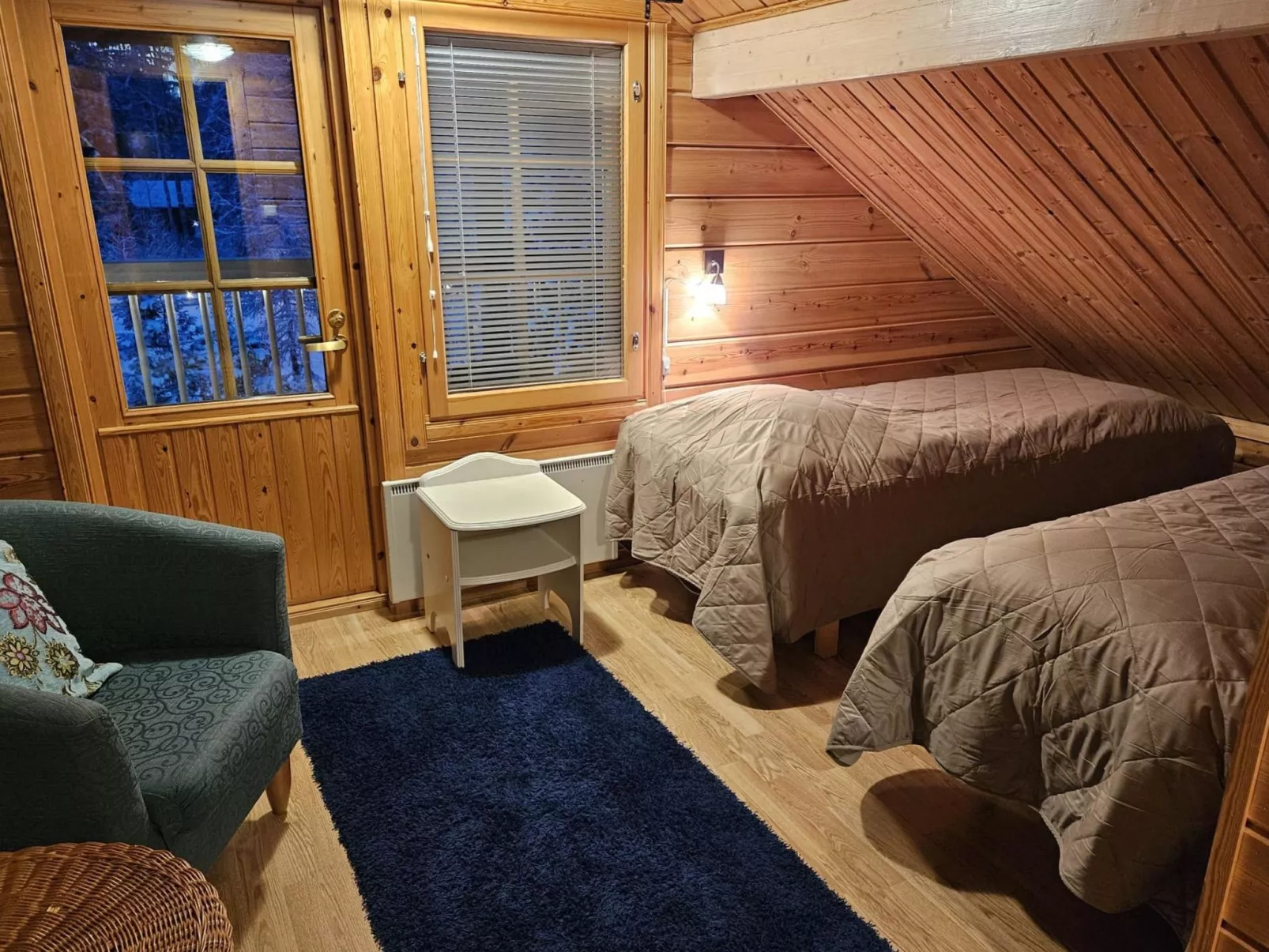 Annabella b - Dedans