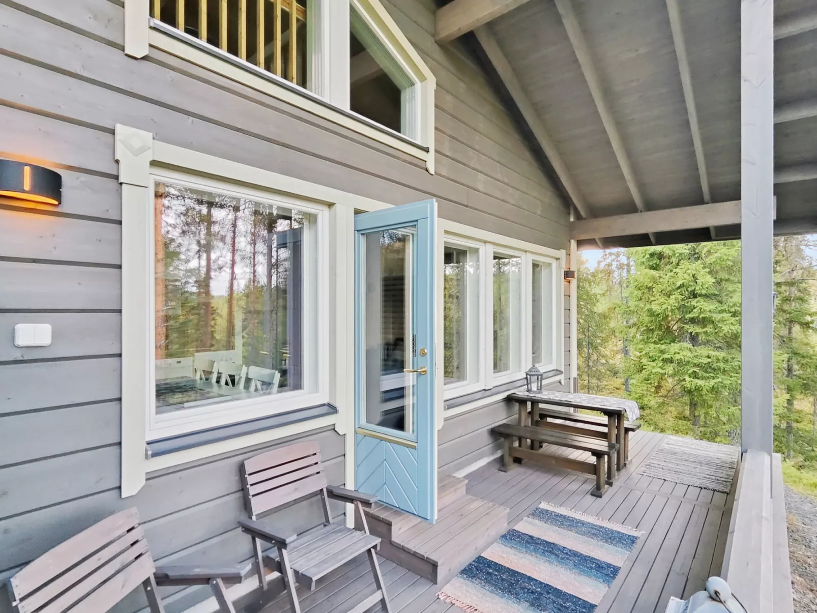 Ruka sinirinta as. 1 - Dedans