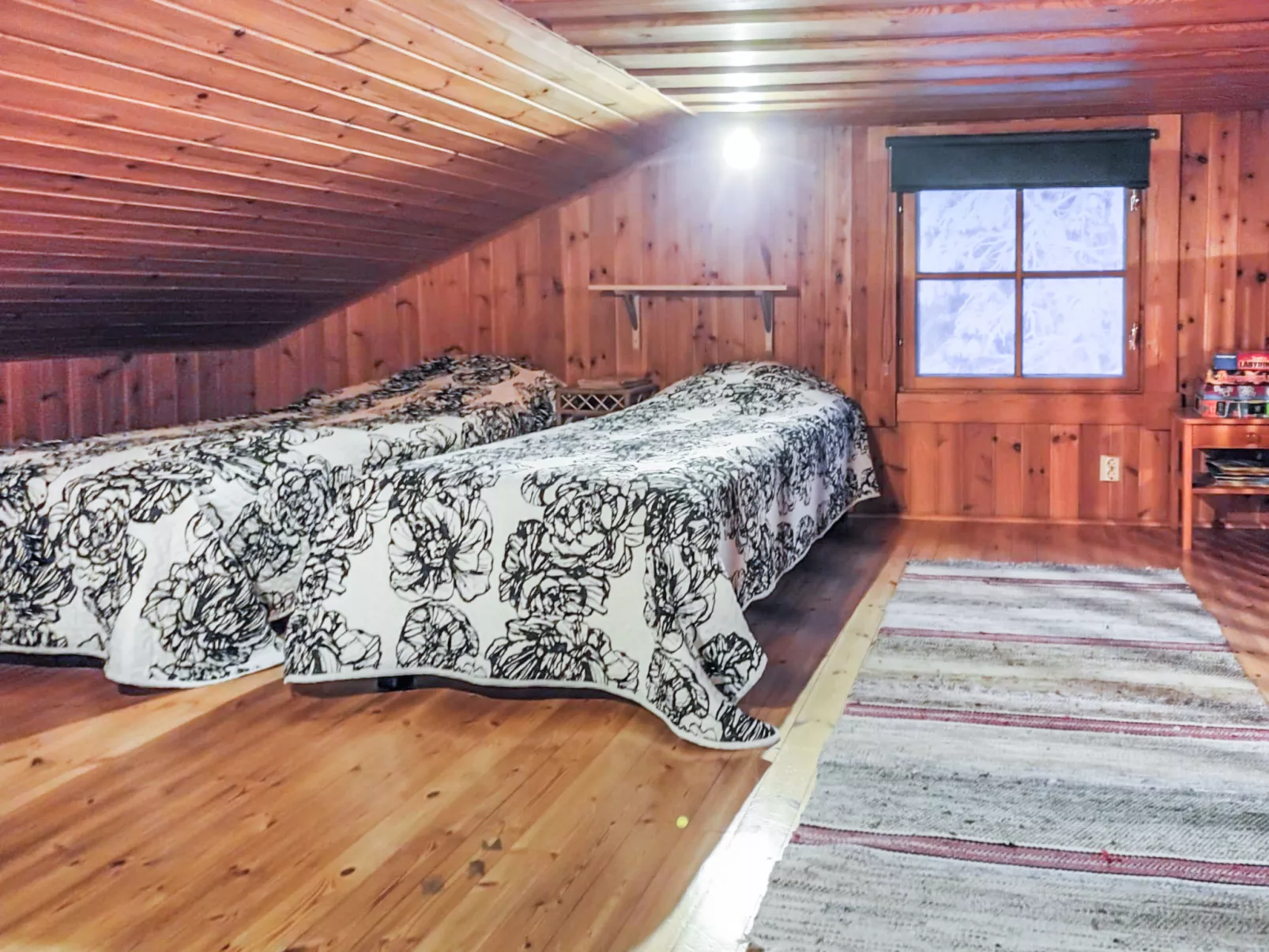 Varilan lomamajat nr2 - Dedans