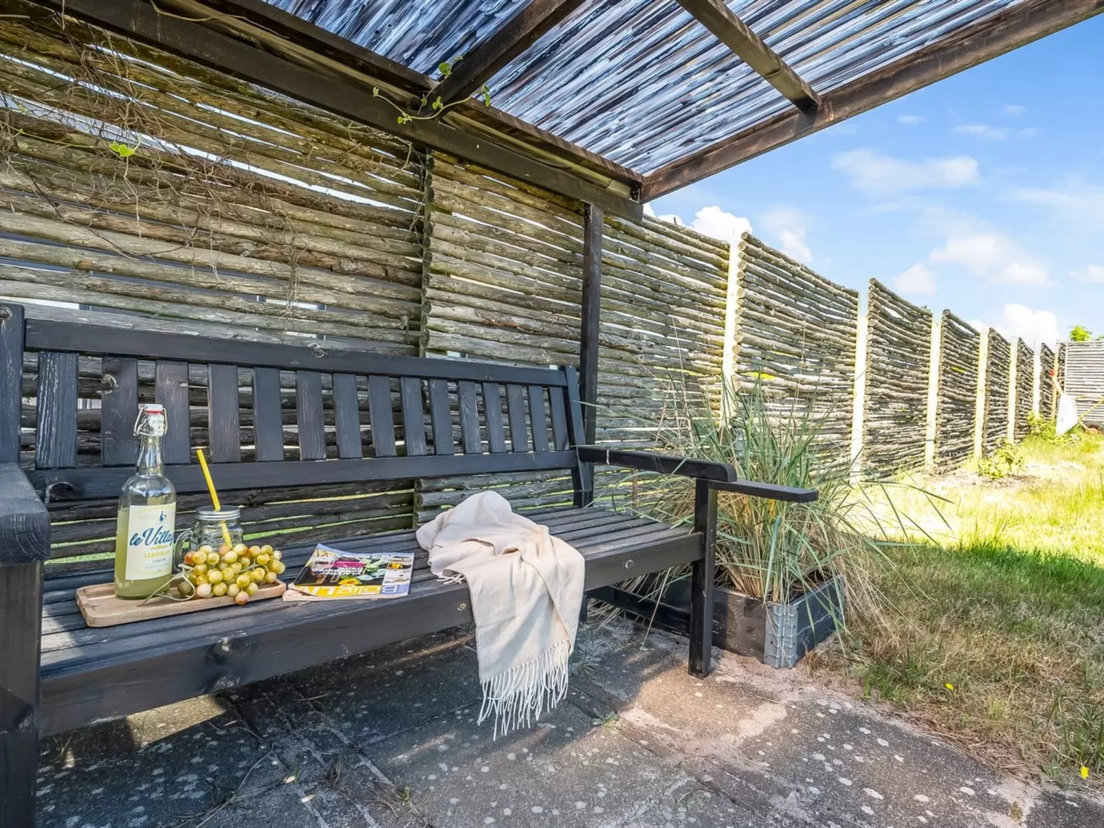 "Soini" - 50m from the sea - Outside