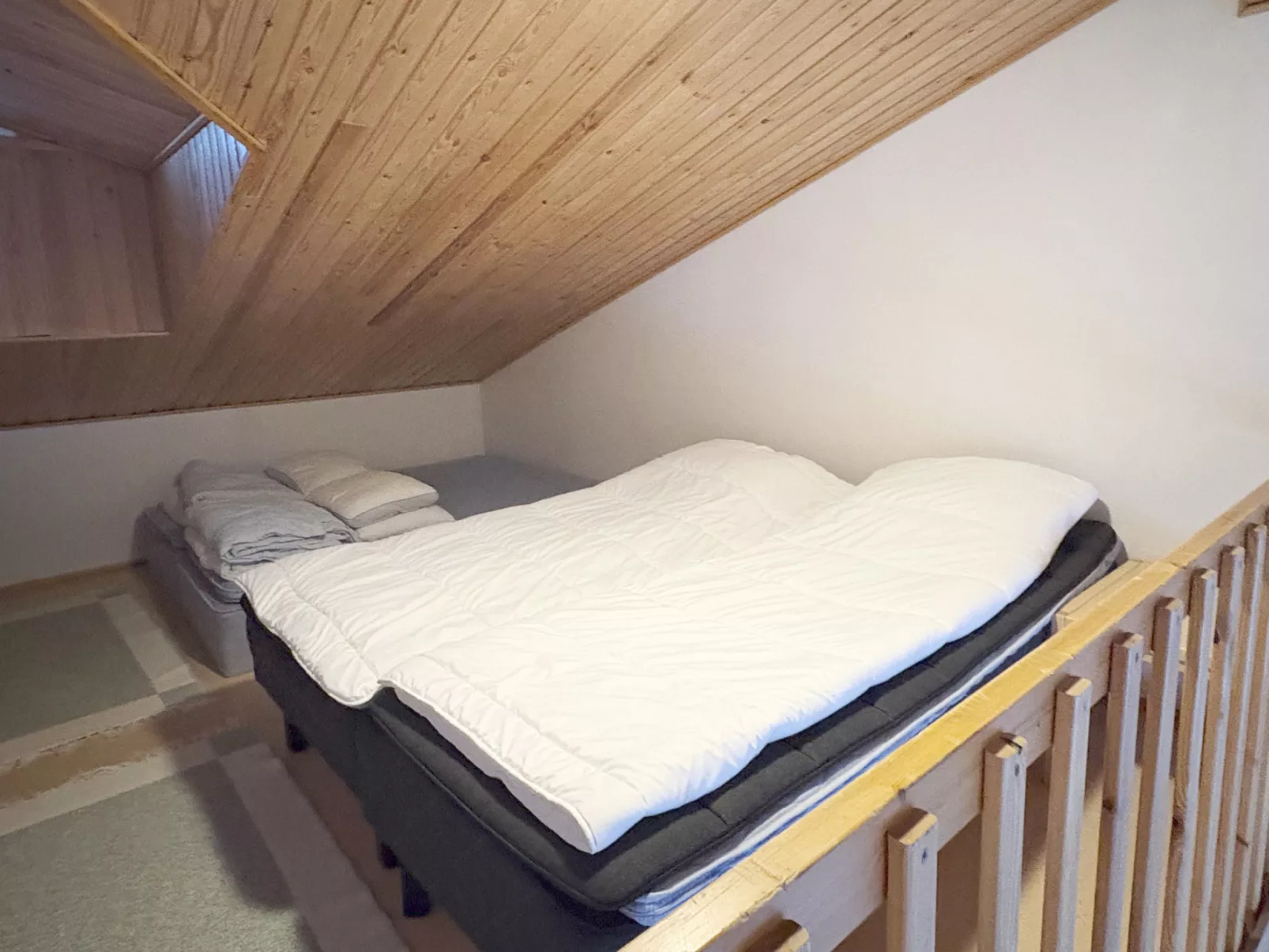 Lumikeidas - Drinnen