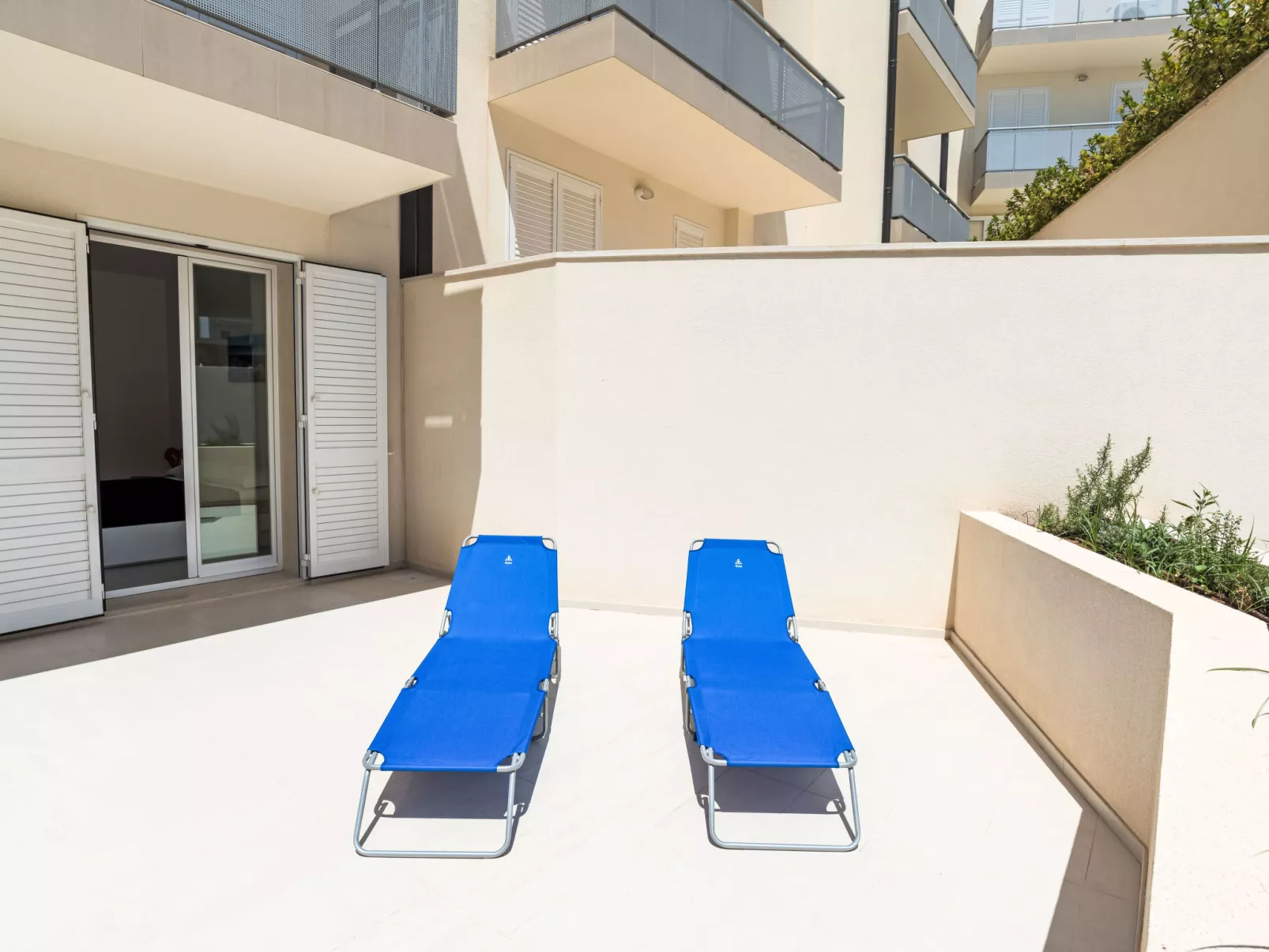 Appartamento con 2 camere al piano terra - Outside