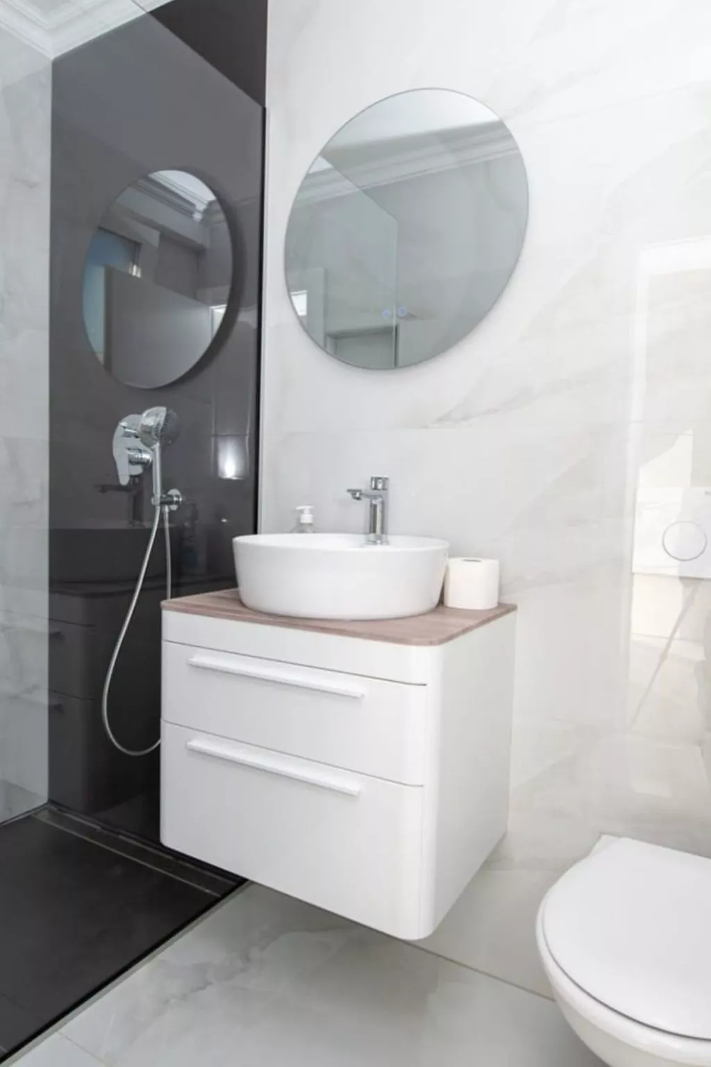 "Luxury Grey house" - Drinnen