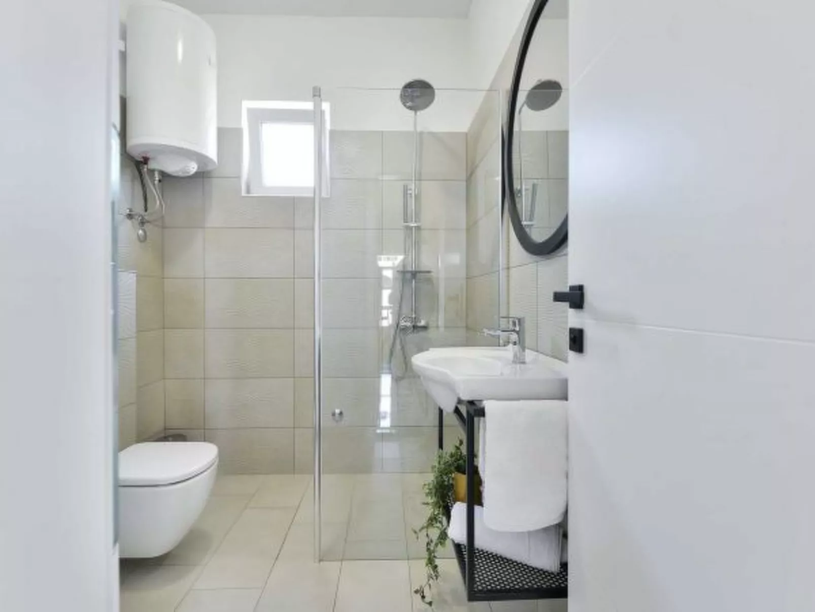 Holiday house Bianca with pool - Image-tags.info