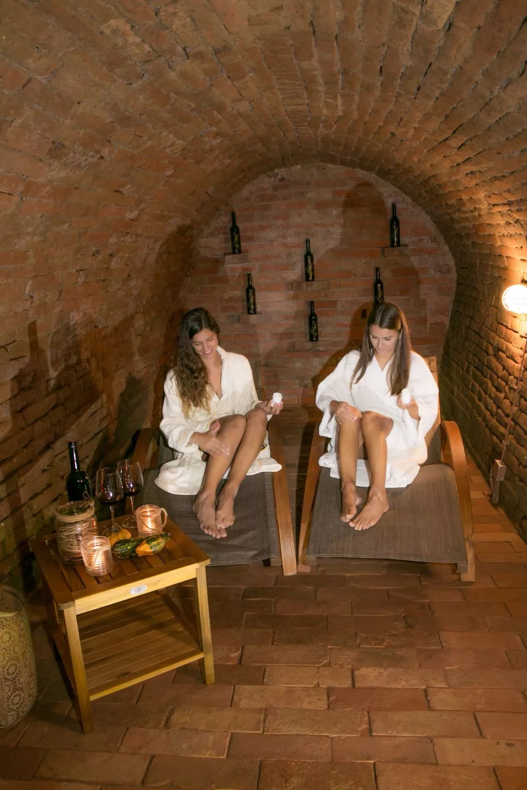 Weinfass-Suite für 2 in Grub an der March - Inside