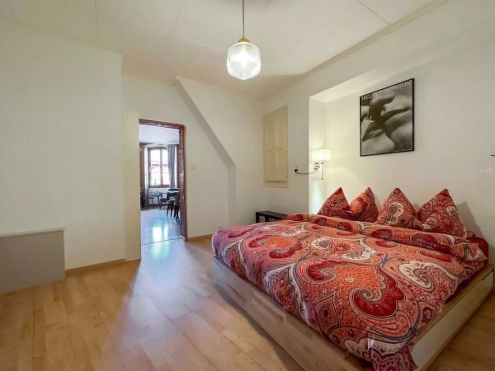 The One and Only in Sion - Inside