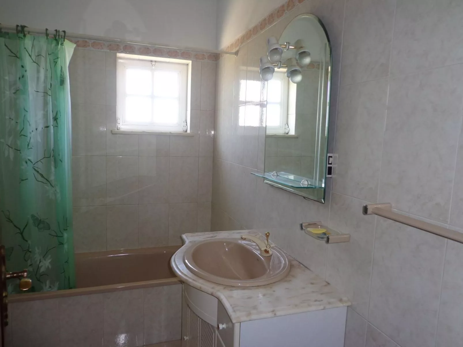 Mit Blick auf das Wasser - Inside