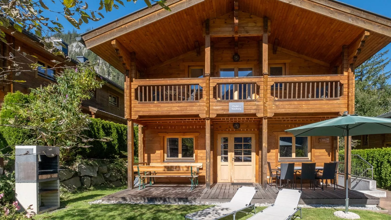 Waldberg-Exterior summer
