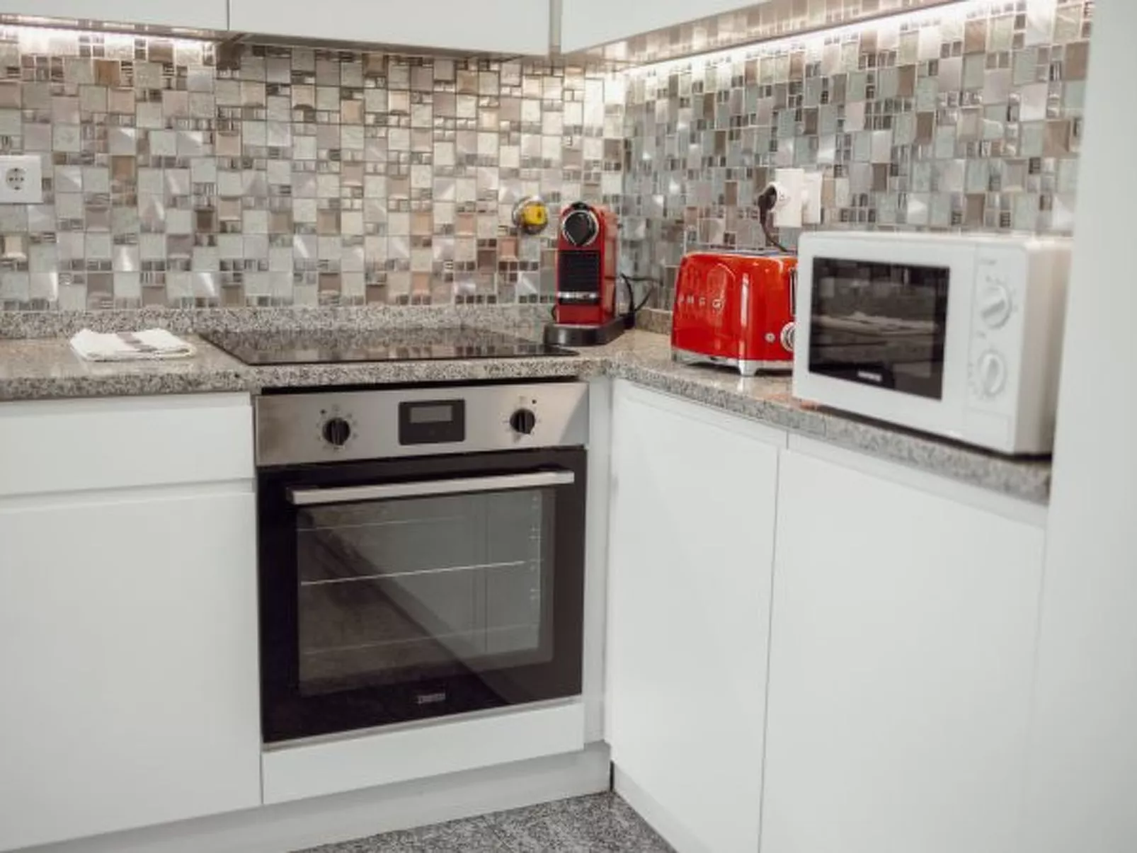 CITY CENTER GRAND SEA VIEW TERRACE by VACATIONY - Inside