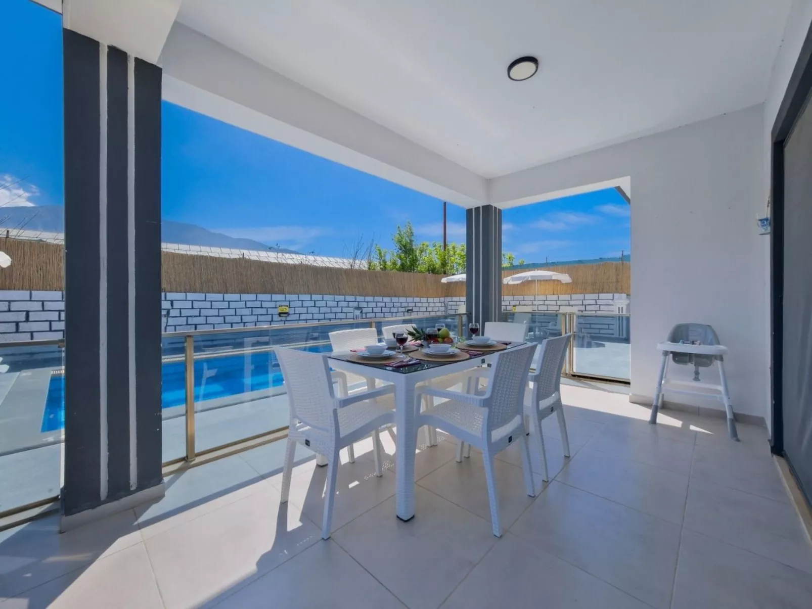 Villa Gold 1 - Draußen