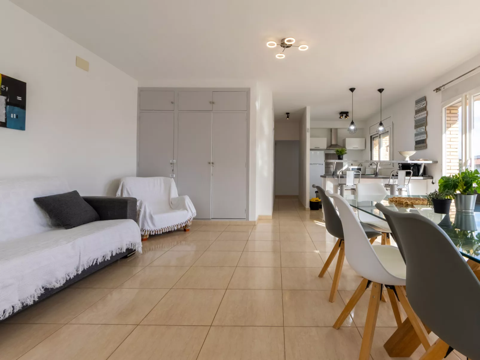 Higini Angles - Inside