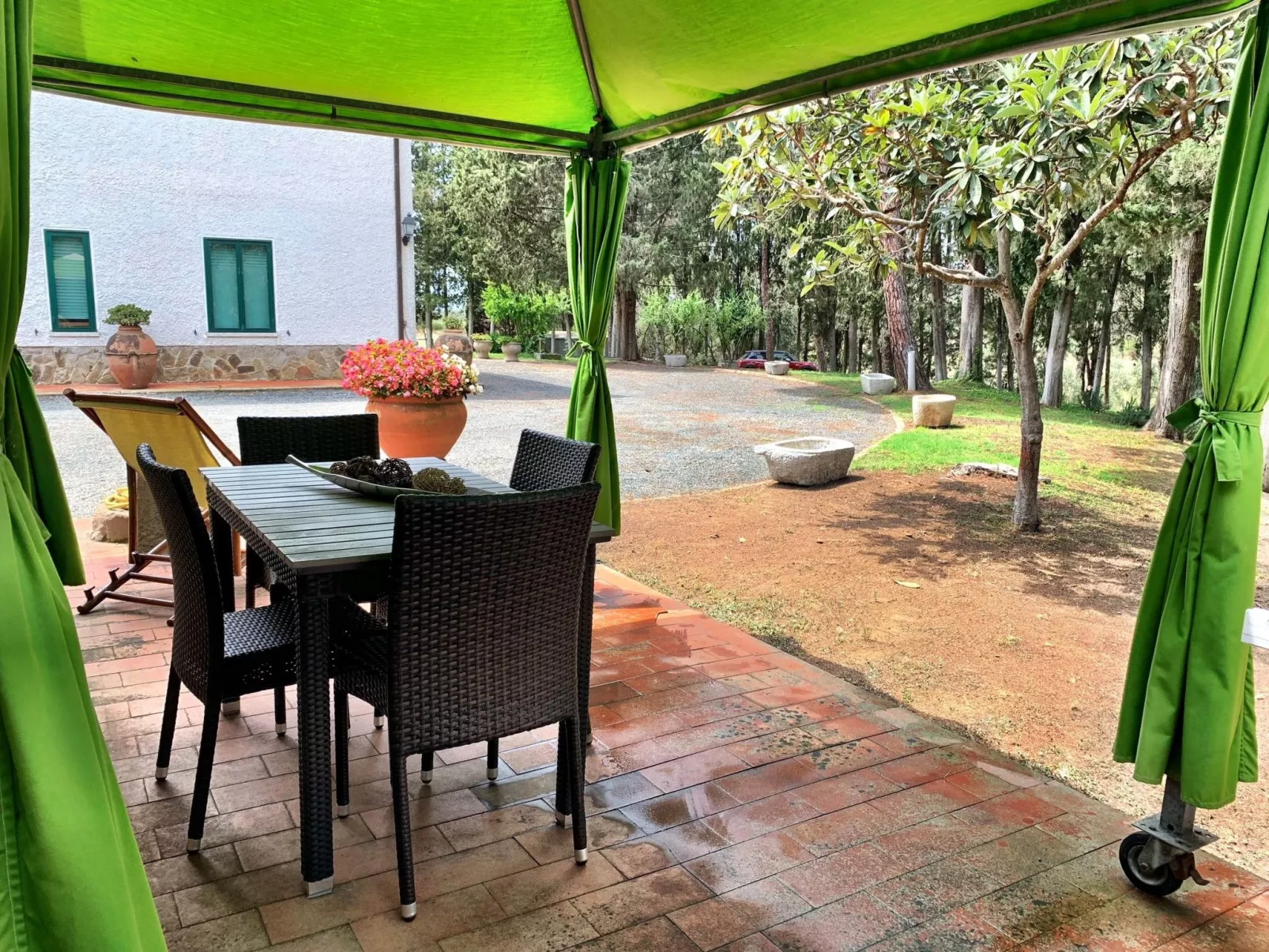 Unabhängiges Zimmer im Garten in der Nähe des Meeres - Dehors