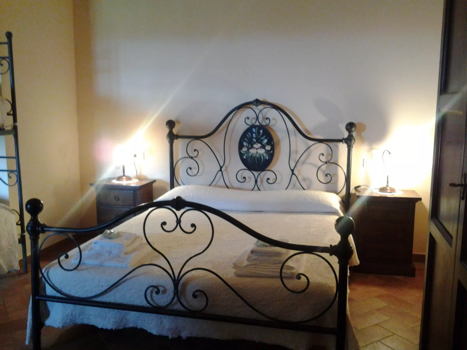 Agriturismo Poggio Pistolese - Zimmer La Ginestra - Drinnen