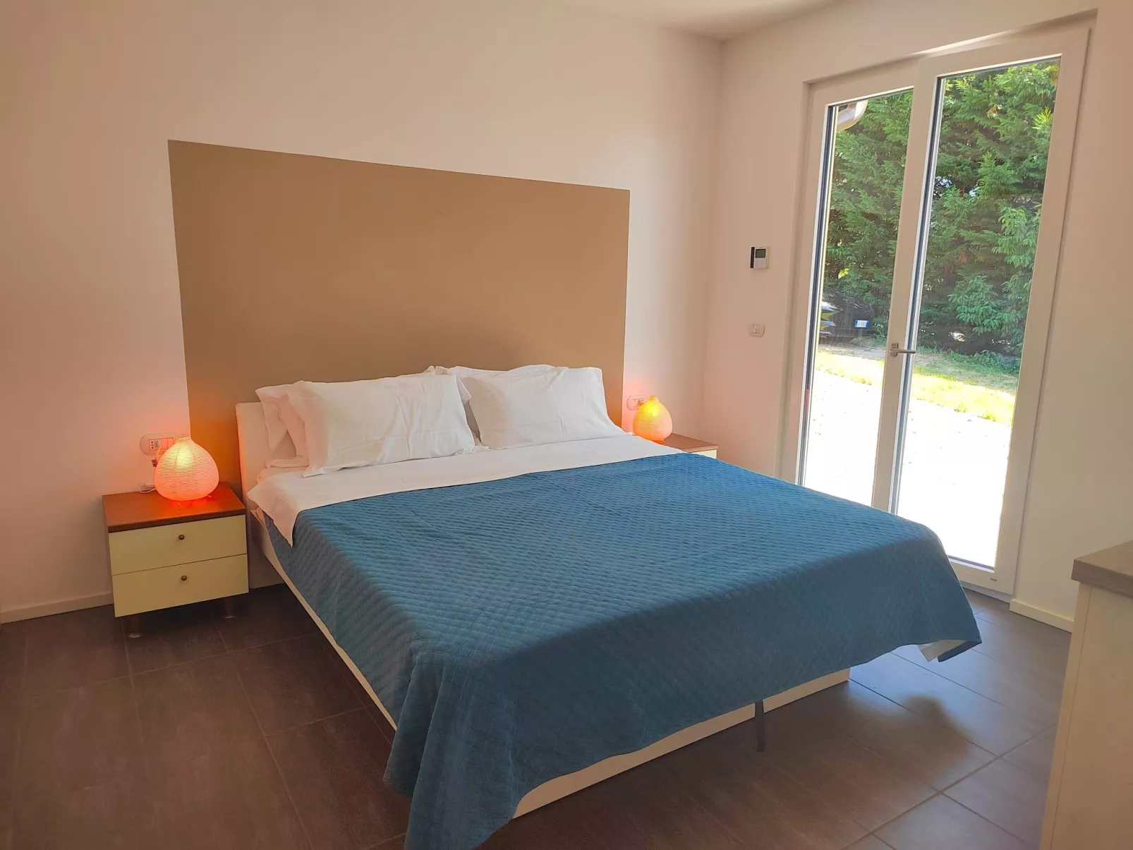 In einem spektakulären Olivenhain in einer ruhig - Image-tags.info