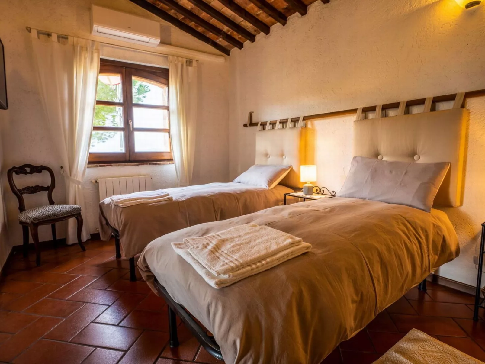 Sommer "Villa La Pierotta" - Inside