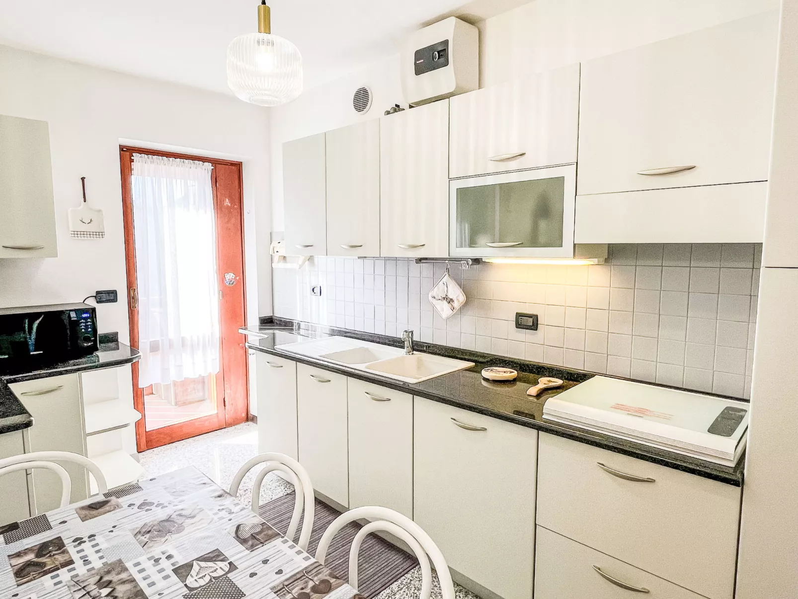 Maison Ginevra - Drinnen