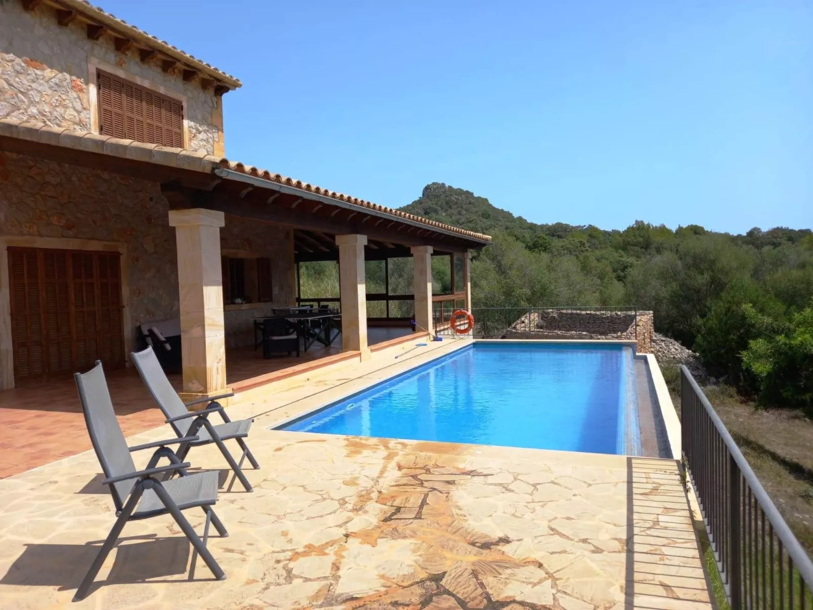 Finca 'Es Claper' mit privatem Fischteich - Draußen