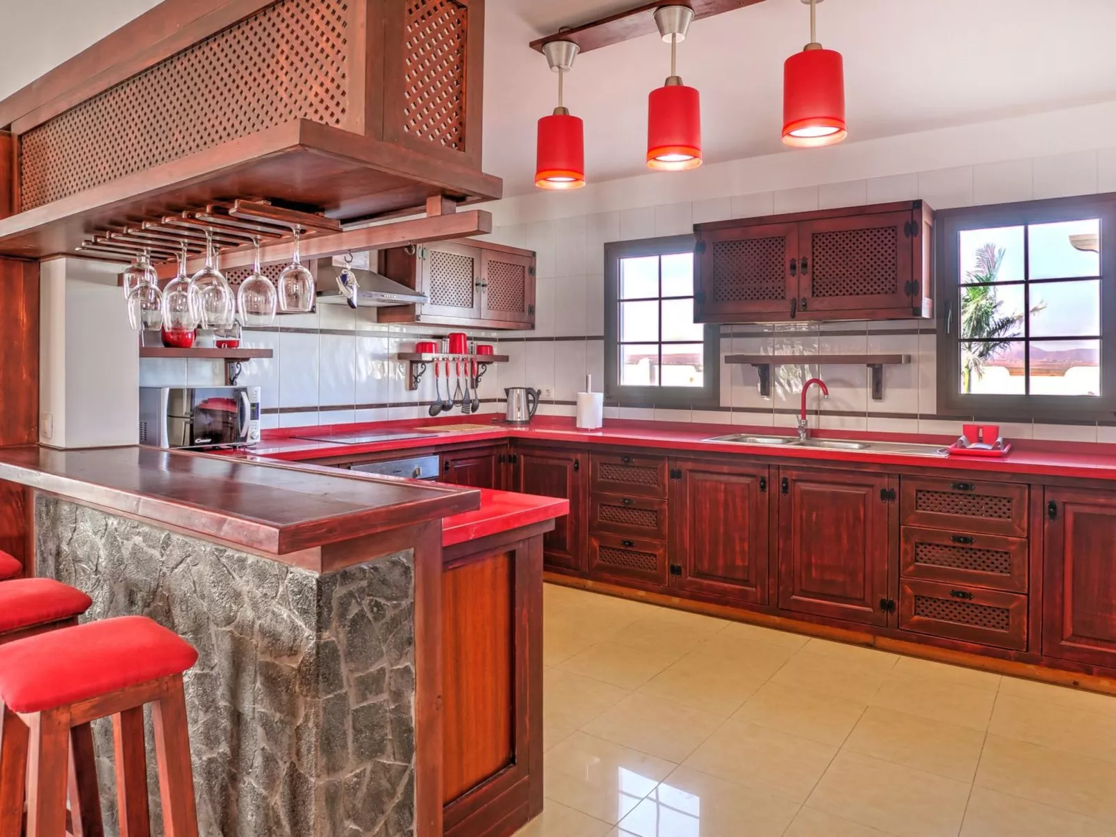 Villa mit privatem Pool - Drinnen