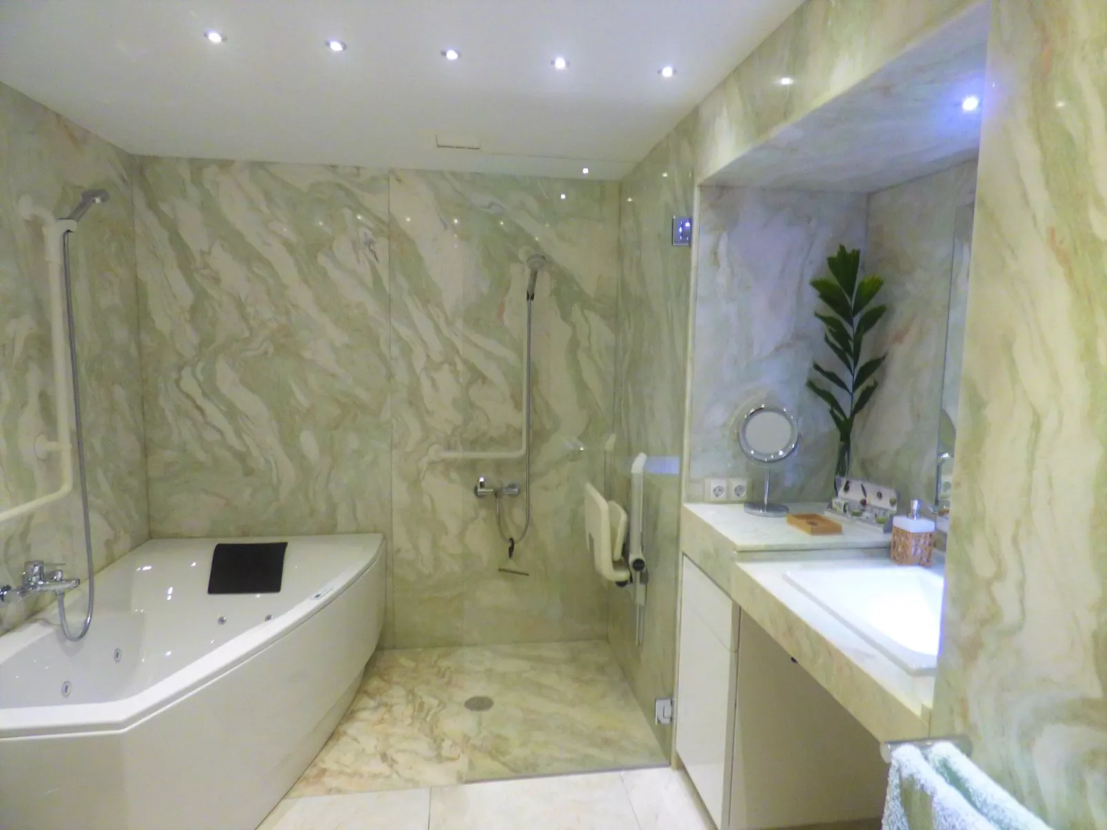 Bioklimatisches Haus auf Teneriffa - Natur - Entspannung - Inside