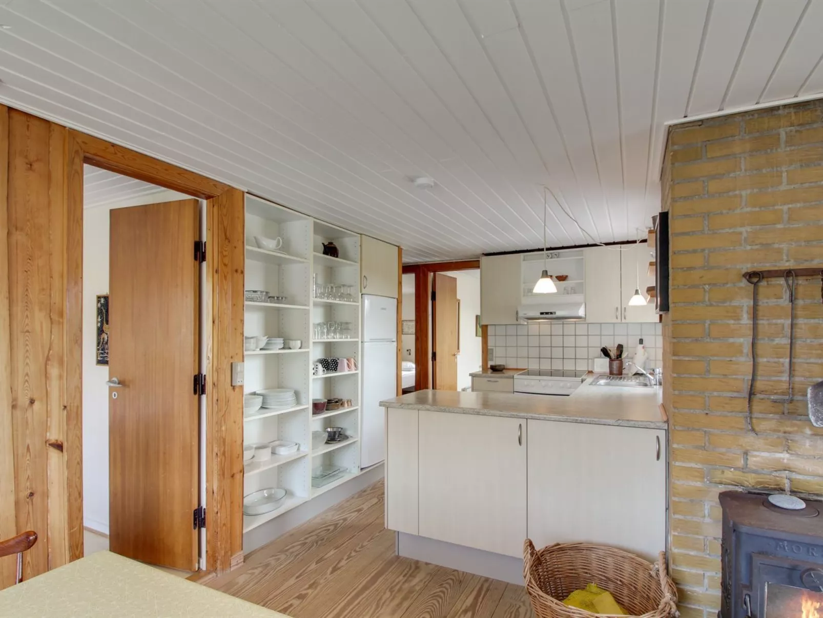 "Monna" -  from the sea - Dedans