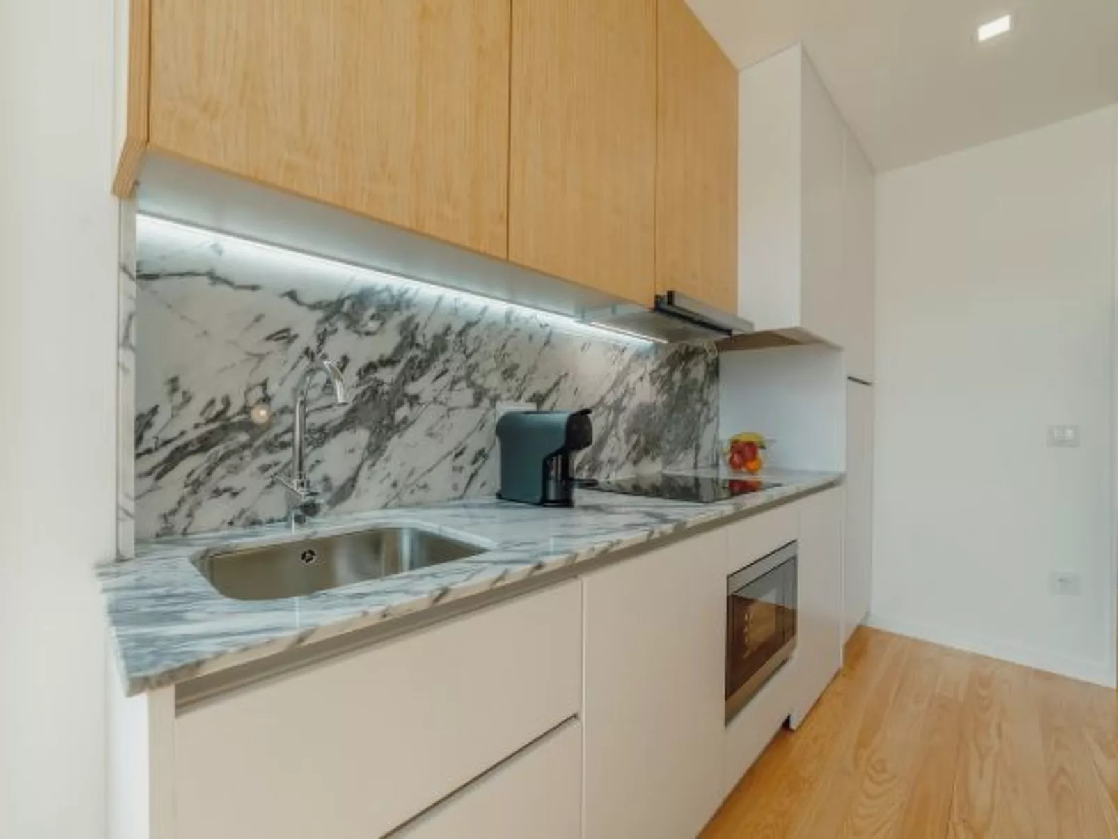 COURTYARD OPORTO DESIGN APARTMENT B - Drinnen