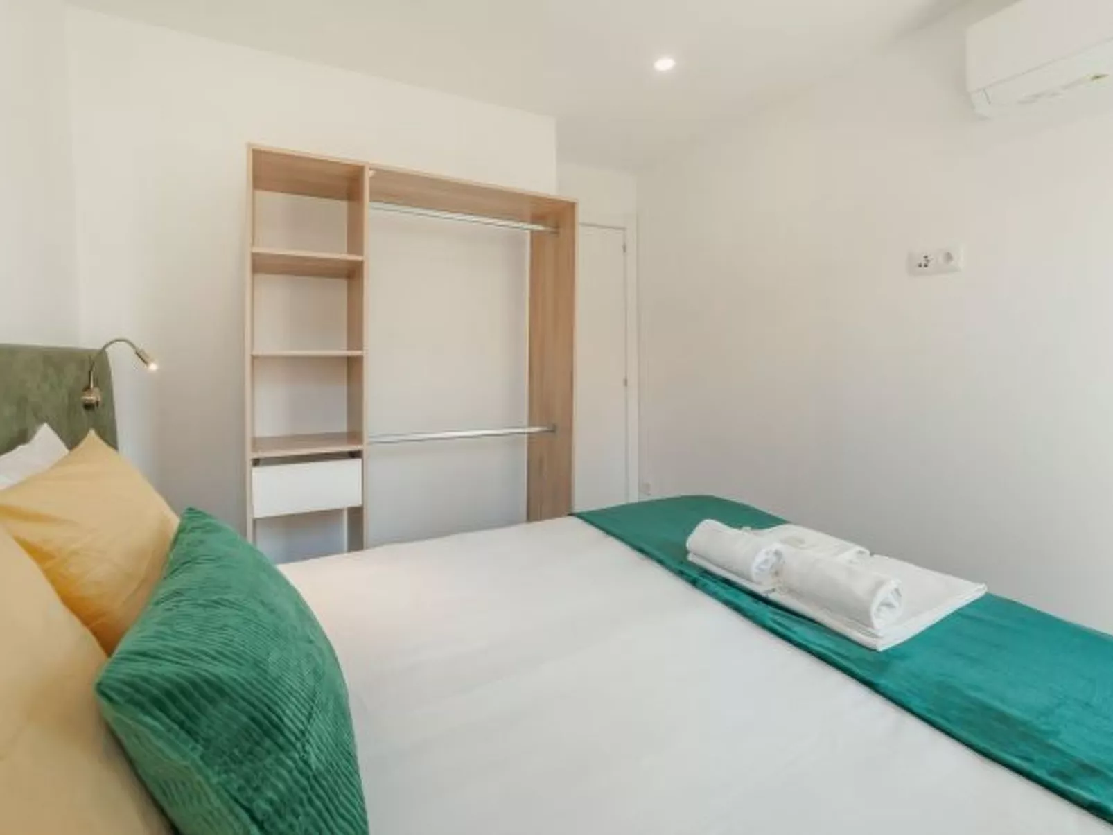 LAPA STYLISH APARTMENT B WITH TERRACE by VACATIONY - Drinnen