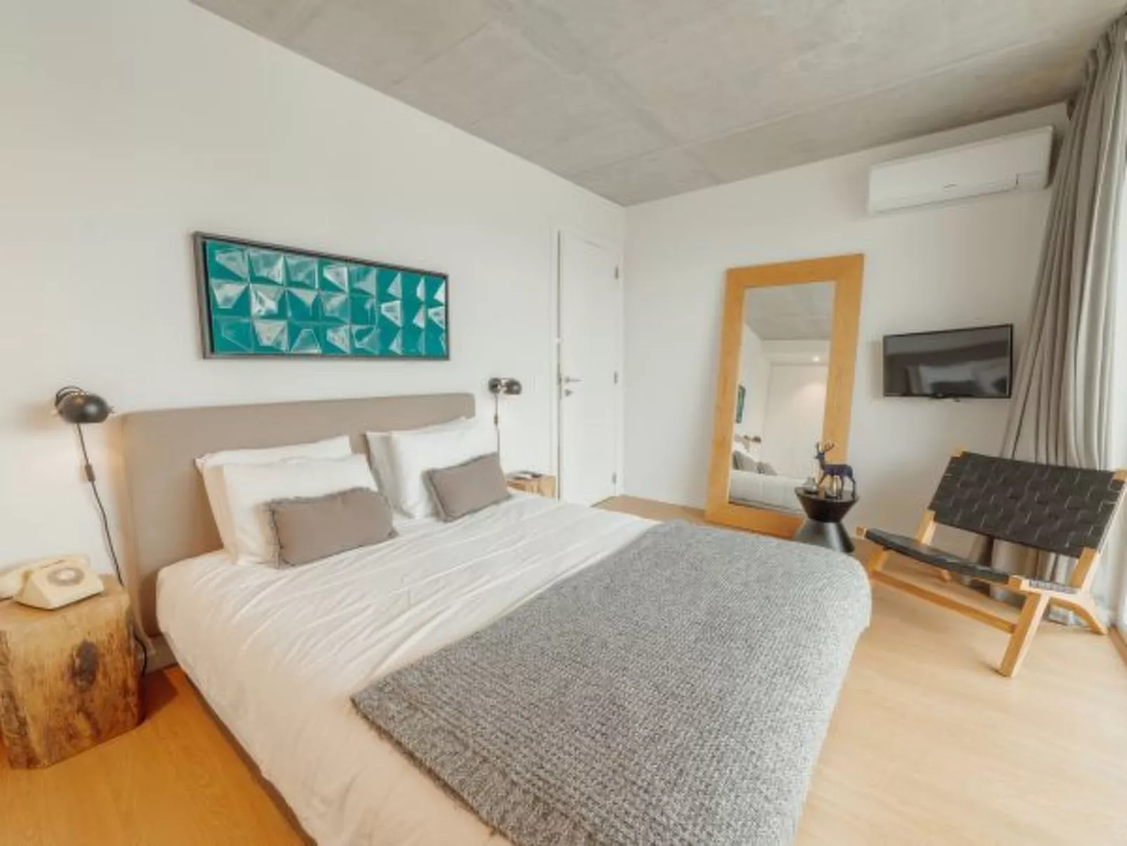 BEACH & SUN APARTMENT by VACATIONY - Inside