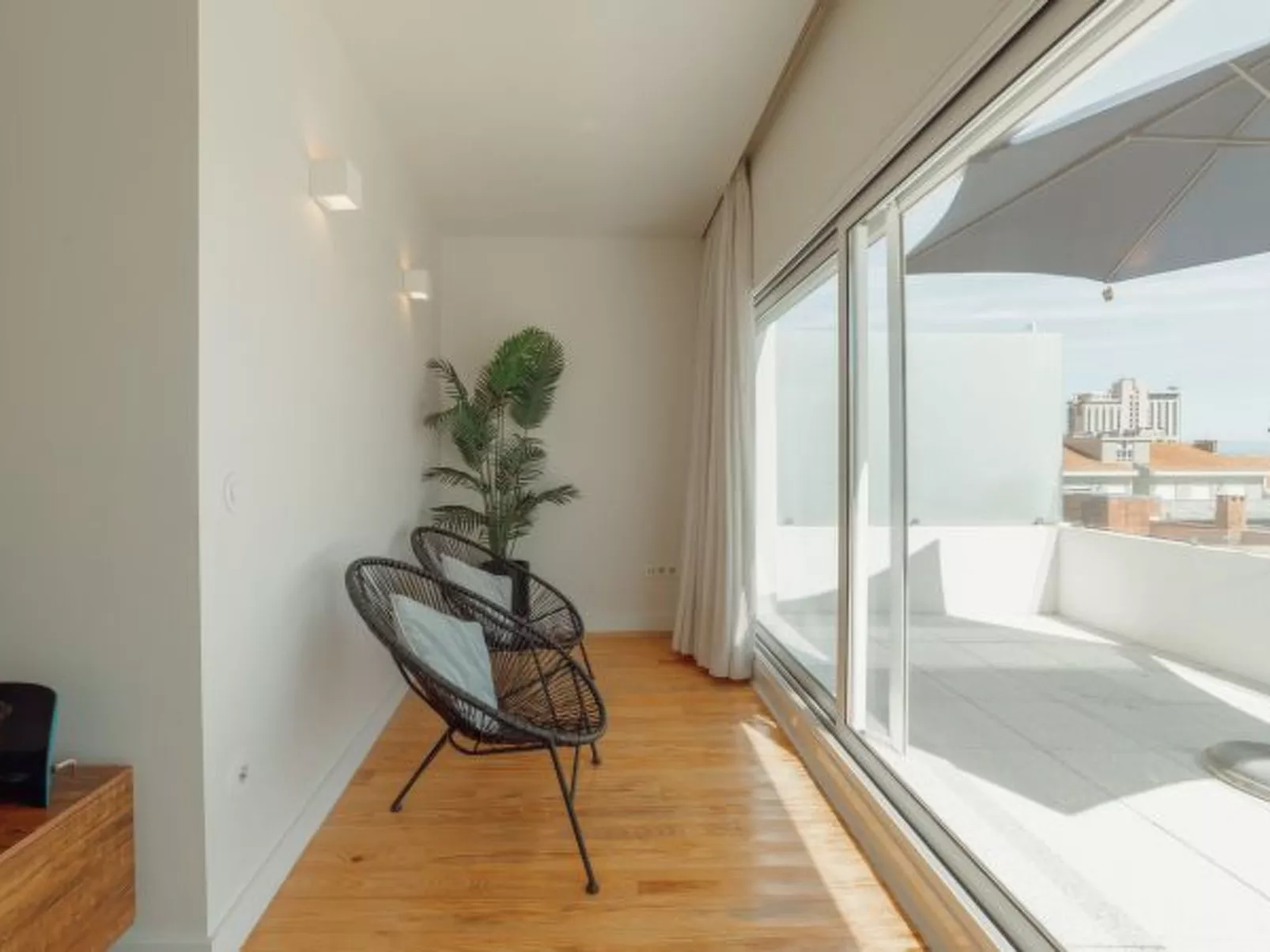 PORTO PANORAMIC VIEWS WITH TERRACE by VACATIONY - Dedans