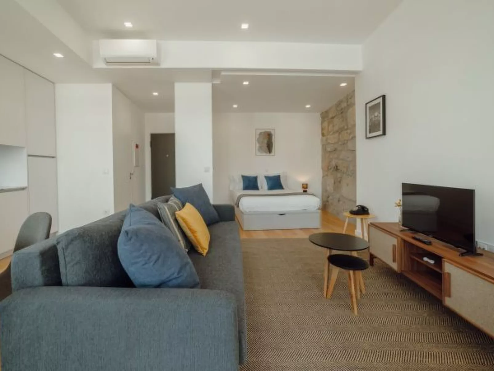COURTYARD OPORTO DESIGN APARTMENT D - Dedans