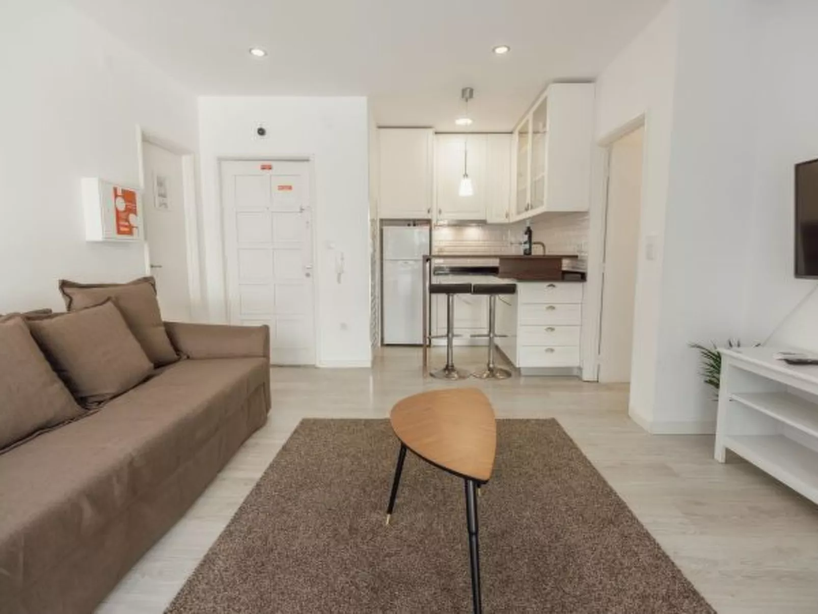 PATEO IN LAPA CITY CENTER by VACATIONY - Inside