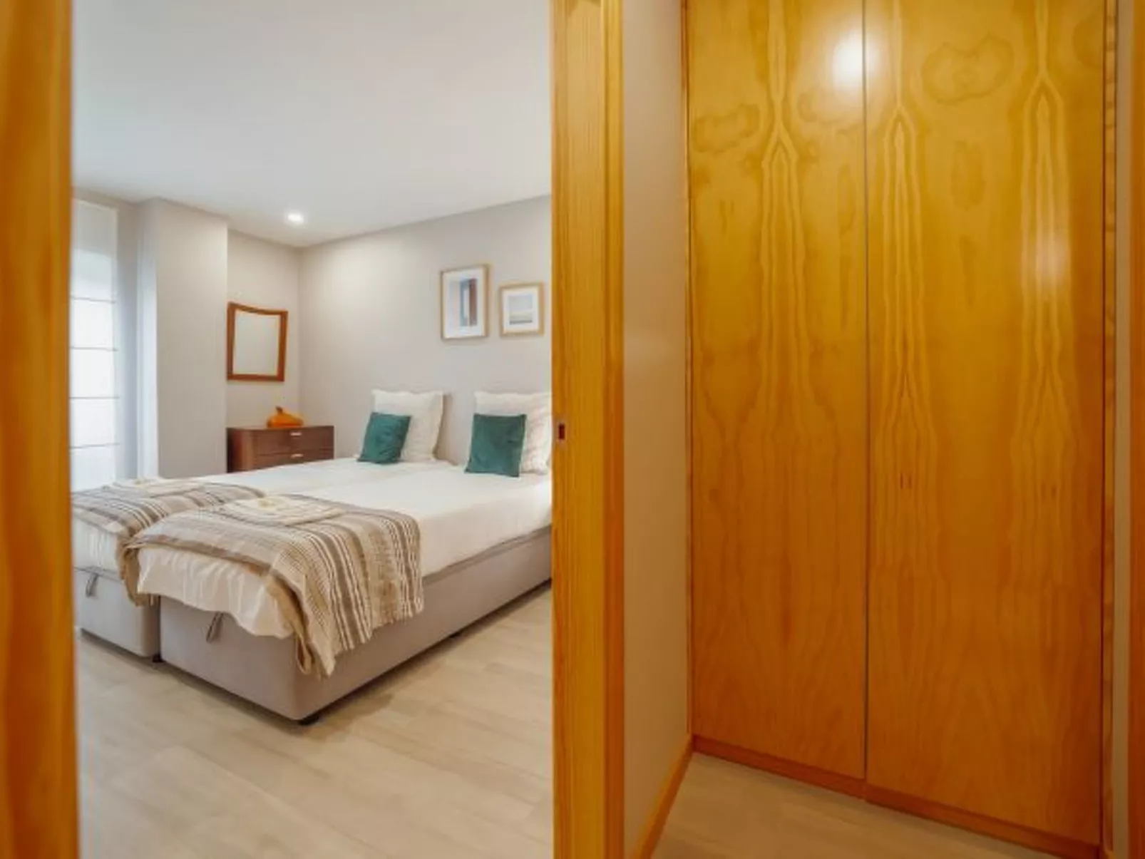 GOOD MORNING TORRINHA by VACATIONY - Inside