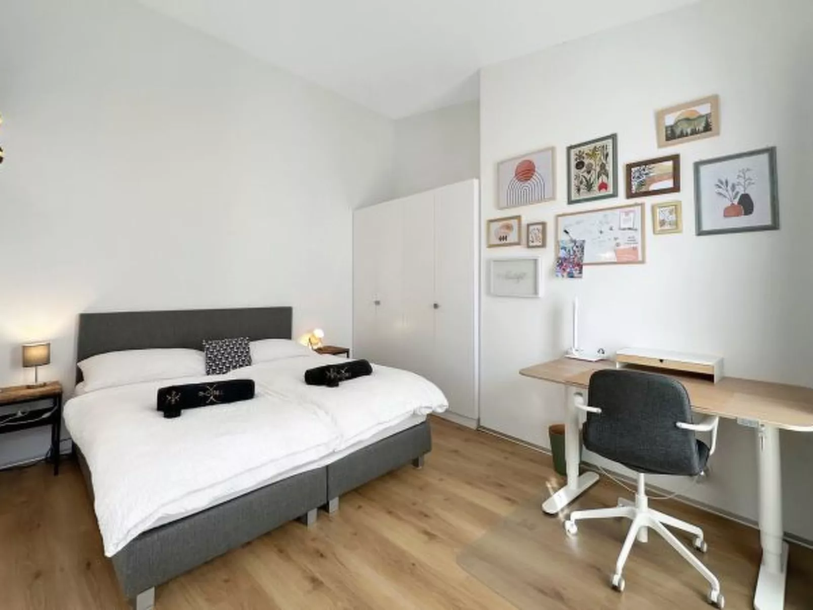 Plein Coeur de la Vieille Ville de Sion - Drinnen